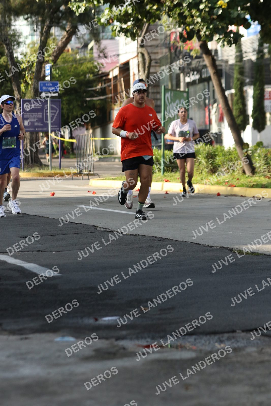 Foto de ADIDAS SPLITS GUADALAJARA 15K / 30K en Av. San Ignacio esquina Av. Ignacio L. Vallarta, Zapopan a las 08:30 · dorsal 1106
