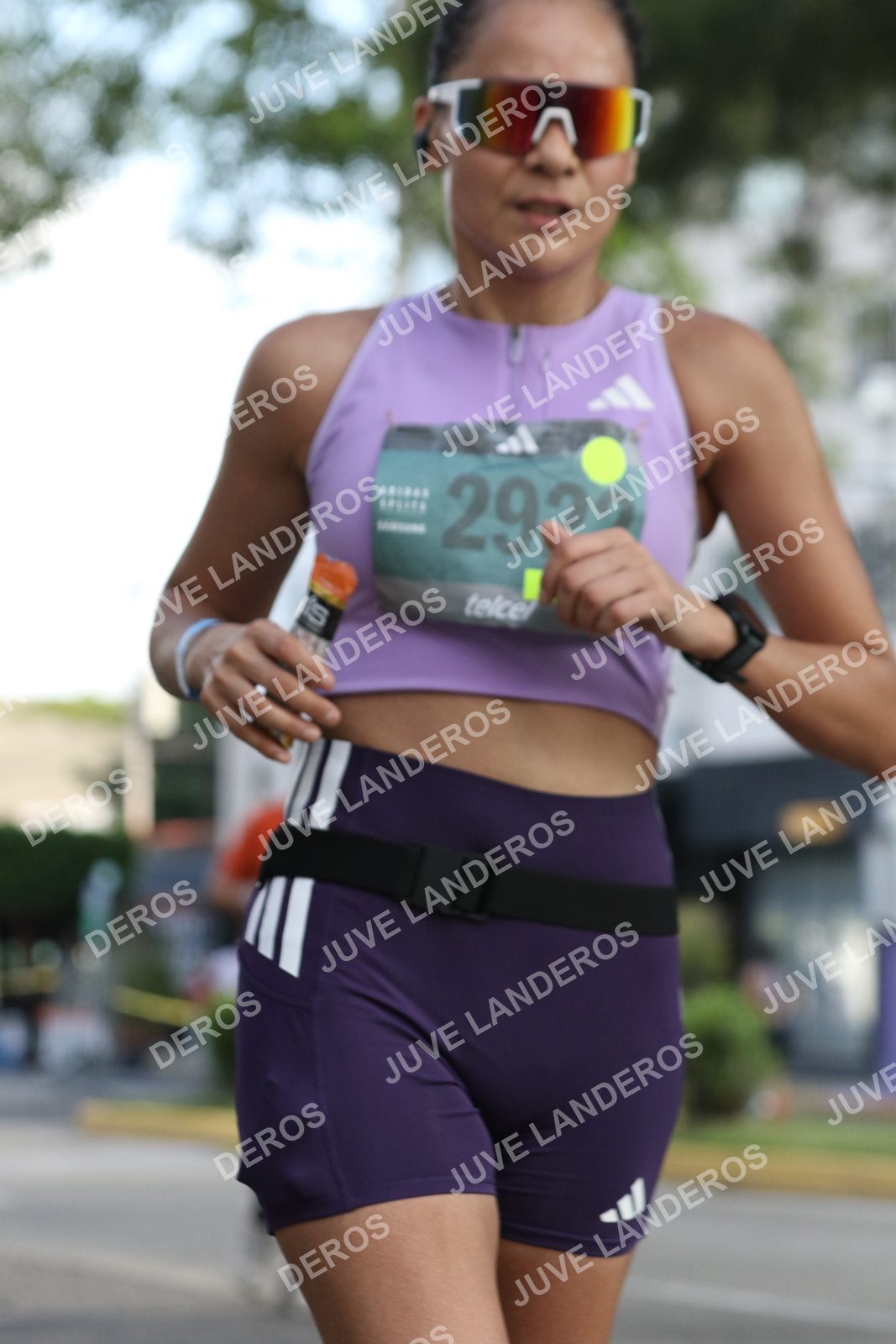 Foto de ADIDAS SPLITS GUADALAJARA 15K / 30K en Av. San Ignacio esquina Av. Ignacio L. Vallarta, Zapopan a las 08:47 · dorsal 2922
