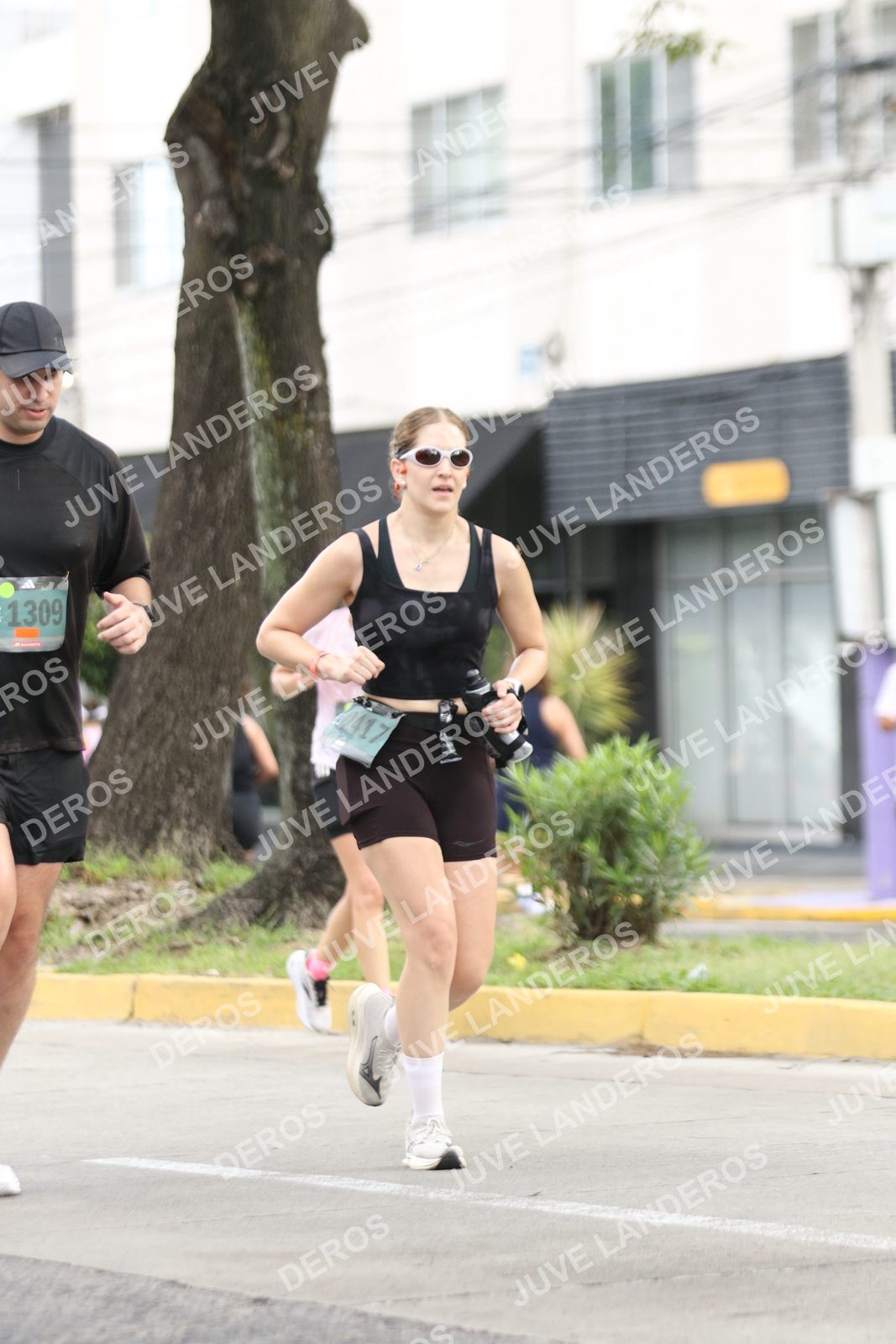 Foto de ADIDAS SPLITS GUADALAJARA 15K / 30K en Av. San Ignacio esquina Av. Ignacio L. Vallarta, Zapopan a las 09:04 · dorsal 1309