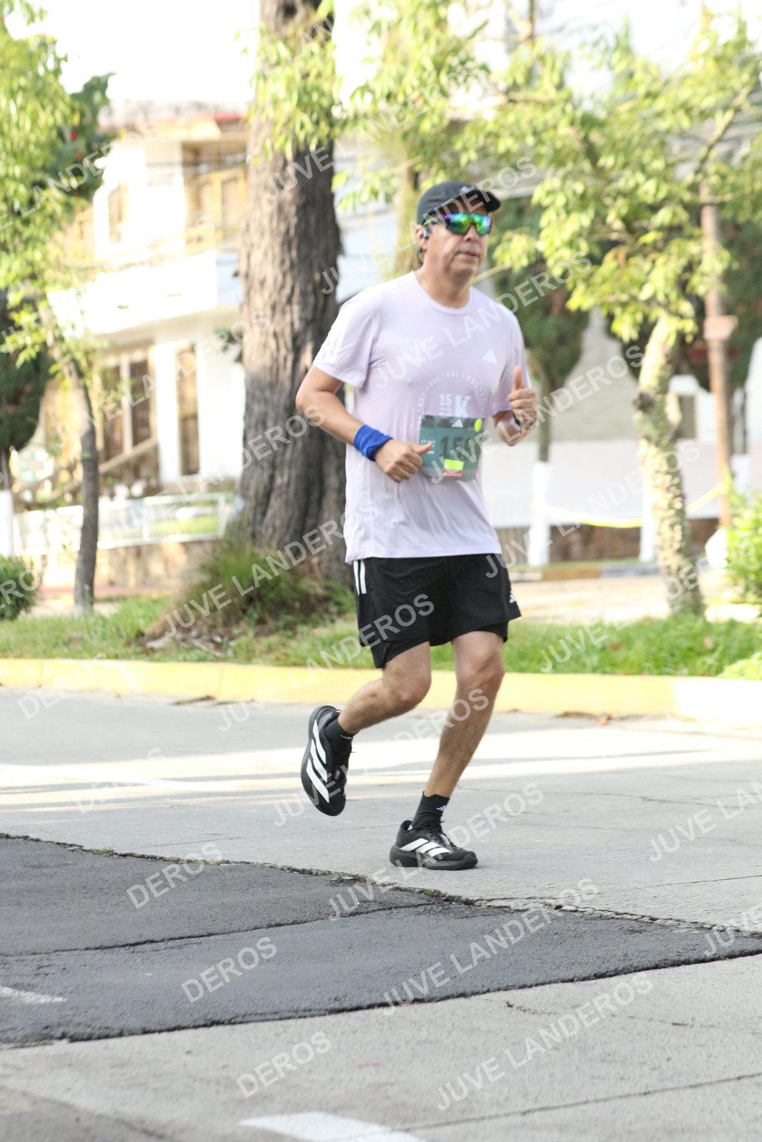 Foto de ADIDAS SPLITS GUADALAJARA 15K / 30K en Av. San Ignacio esquina Av. Ignacio L. Vallarta, Zapopan a las 08:32 · dorsal 1594