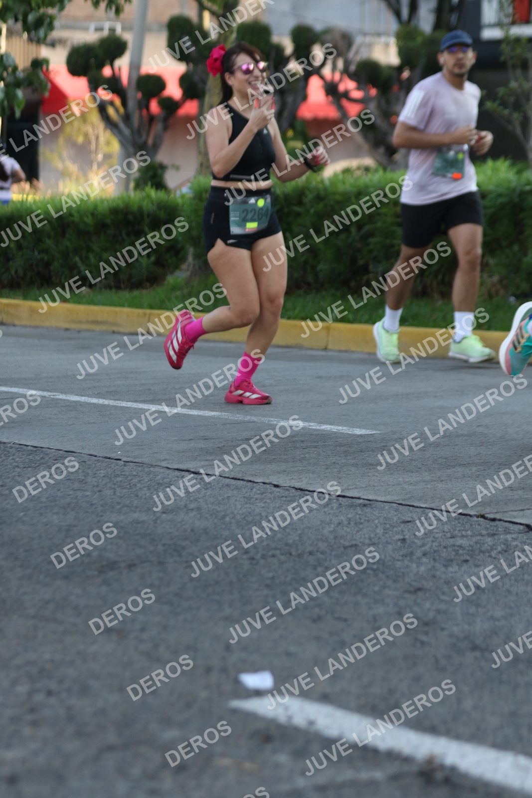 Foto de ADIDAS SPLITS GUADALAJARA 15K / 30K en Av. San Ignacio esquina Av. Ignacio L. Vallarta, Zapopan a las 07:37 · dorsal 2264
