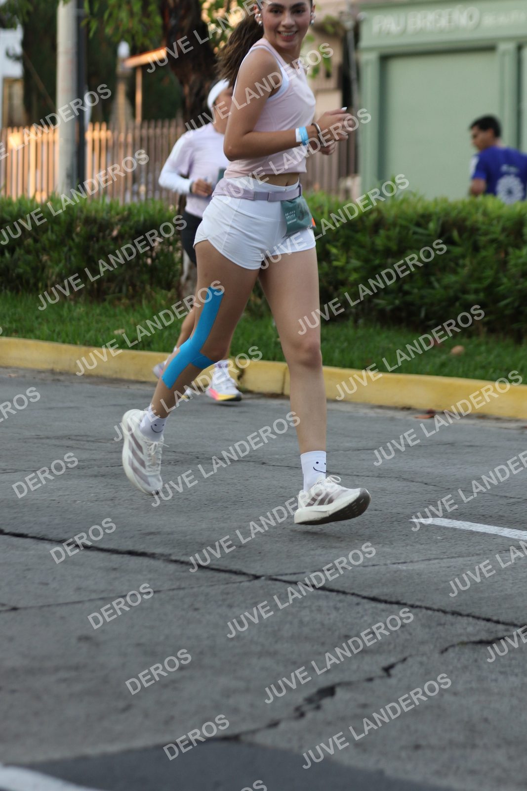 Foto de ADIDAS SPLITS GUADALAJARA 15K / 30K en Av. San Ignacio esquina Av. Ignacio L. Vallarta, Zapopan a las 07:12