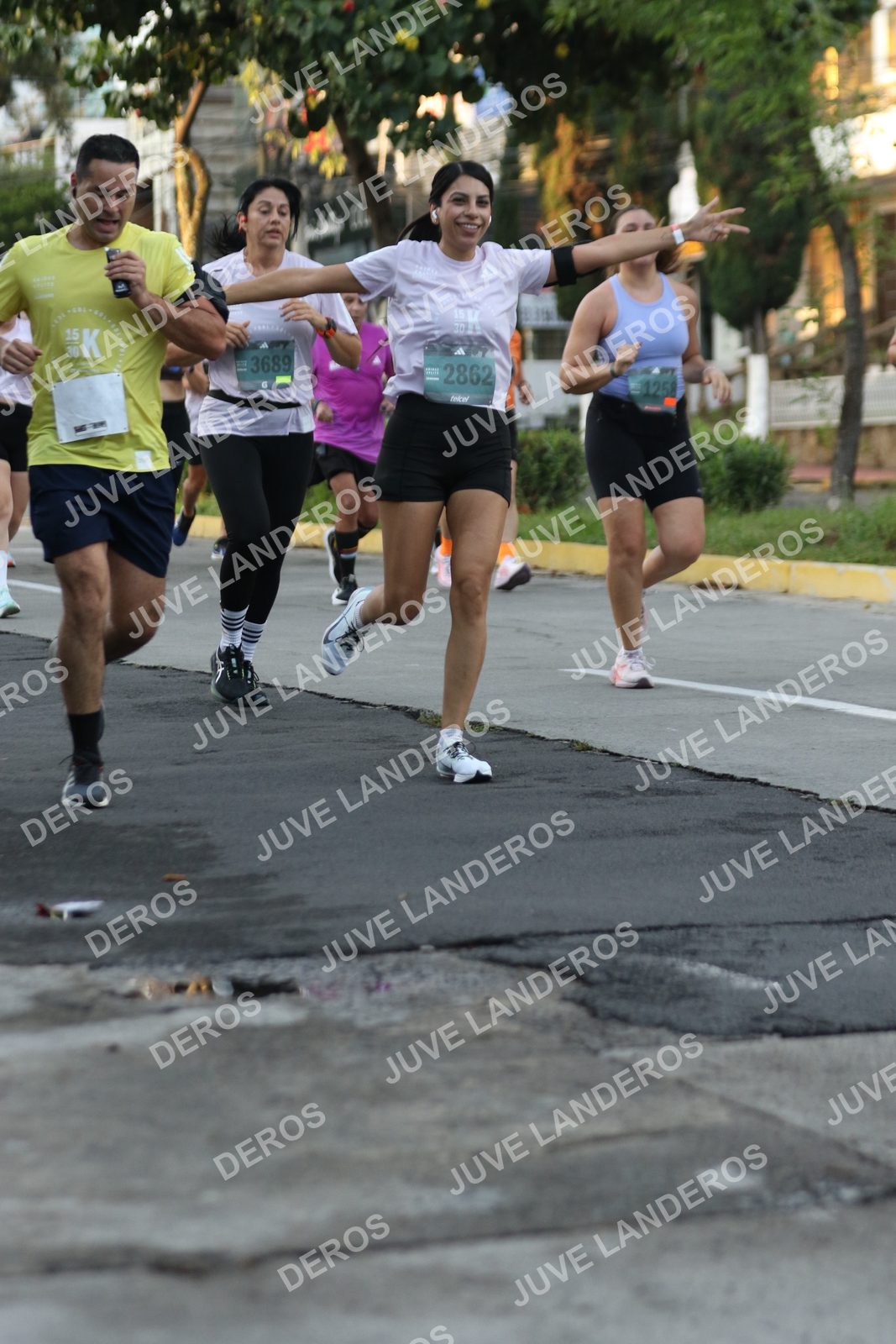 Foto de ADIDAS SPLITS GUADALAJARA 15K / 30K en Av. San Ignacio esquina Av. Ignacio L. Vallarta, Zapopan a las 07:10 · dorsal 2862, 15, 125