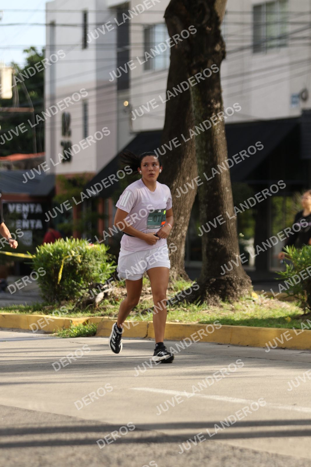 Foto de ADIDAS SPLITS GUADALAJARA 15K / 30K en Av. San Ignacio esquina Av. Ignacio L. Vallarta, Zapopan a las 08:59