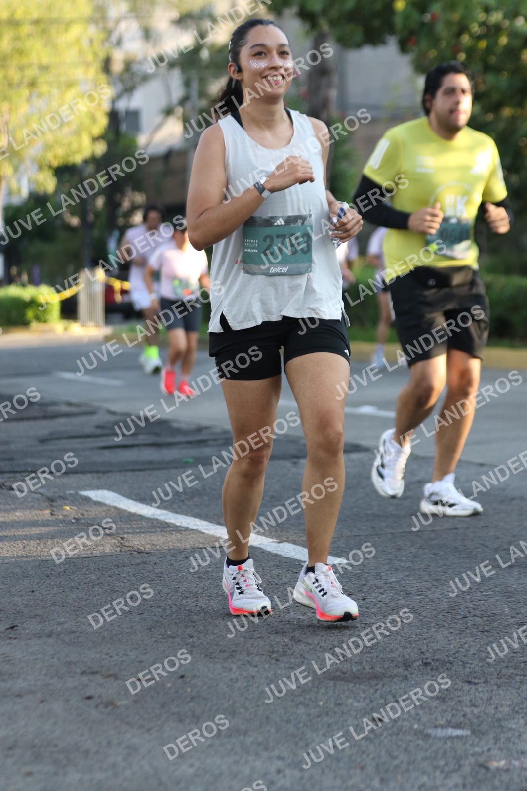 Foto de ADIDAS SPLITS GUADALAJARA 15K / 30K en Av. San Ignacio esquina Av. Ignacio L. Vallarta, Zapopan a las 07:47 · dorsal 2793