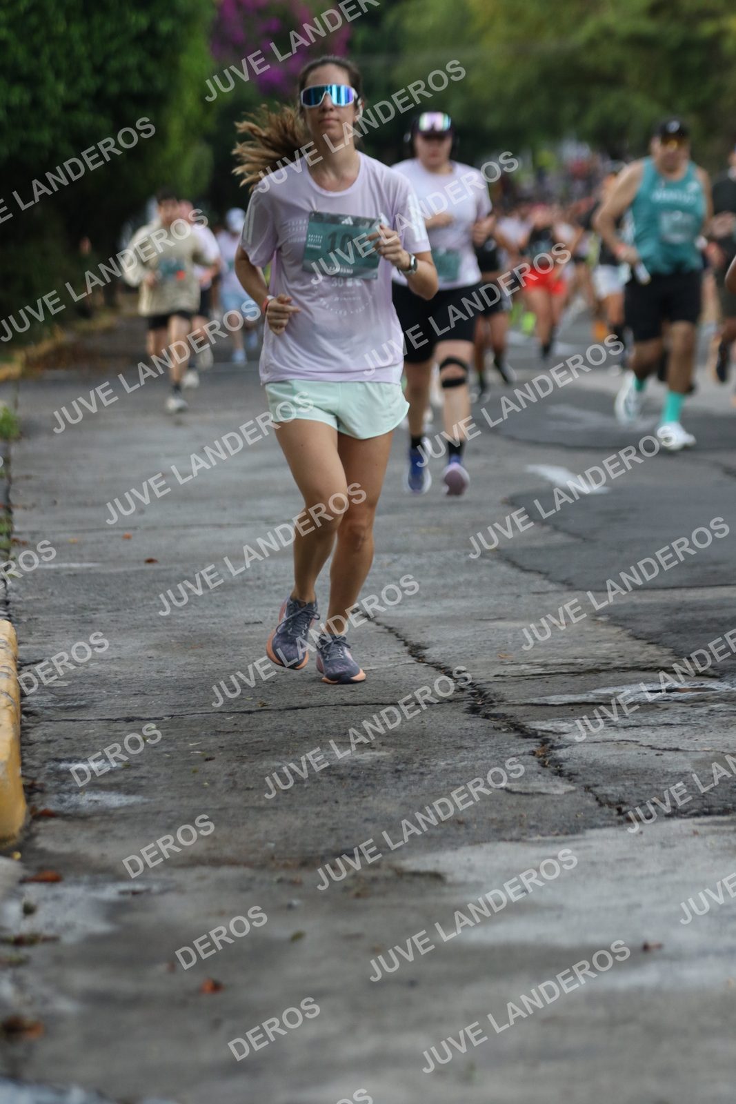 Foto de ADIDAS SPLITS GUADALAJARA 15K / 30K en Av. San Ignacio esquina Av. Ignacio L. Vallarta, Zapopan a las 07:08 · dorsal 1062