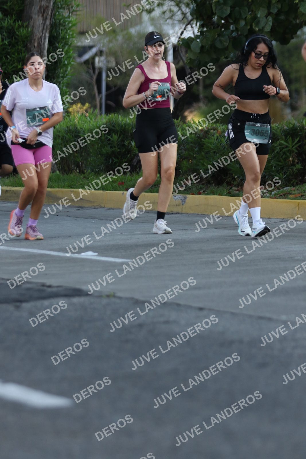 Foto de ADIDAS SPLITS GUADALAJARA 15K / 30K en Av. San Ignacio esquina Av. Ignacio L. Vallarta, Zapopan a las 07:44 · dorsal 3055, 461