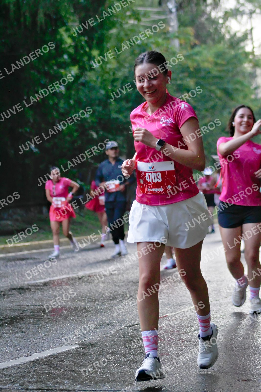 Foto del BARBIE RUN GUADALAJARA en Paseo Andares, Blvd. Puerta de Hierro 4965, Zapopan a las 07:41 · Ruta · dorsal 4703