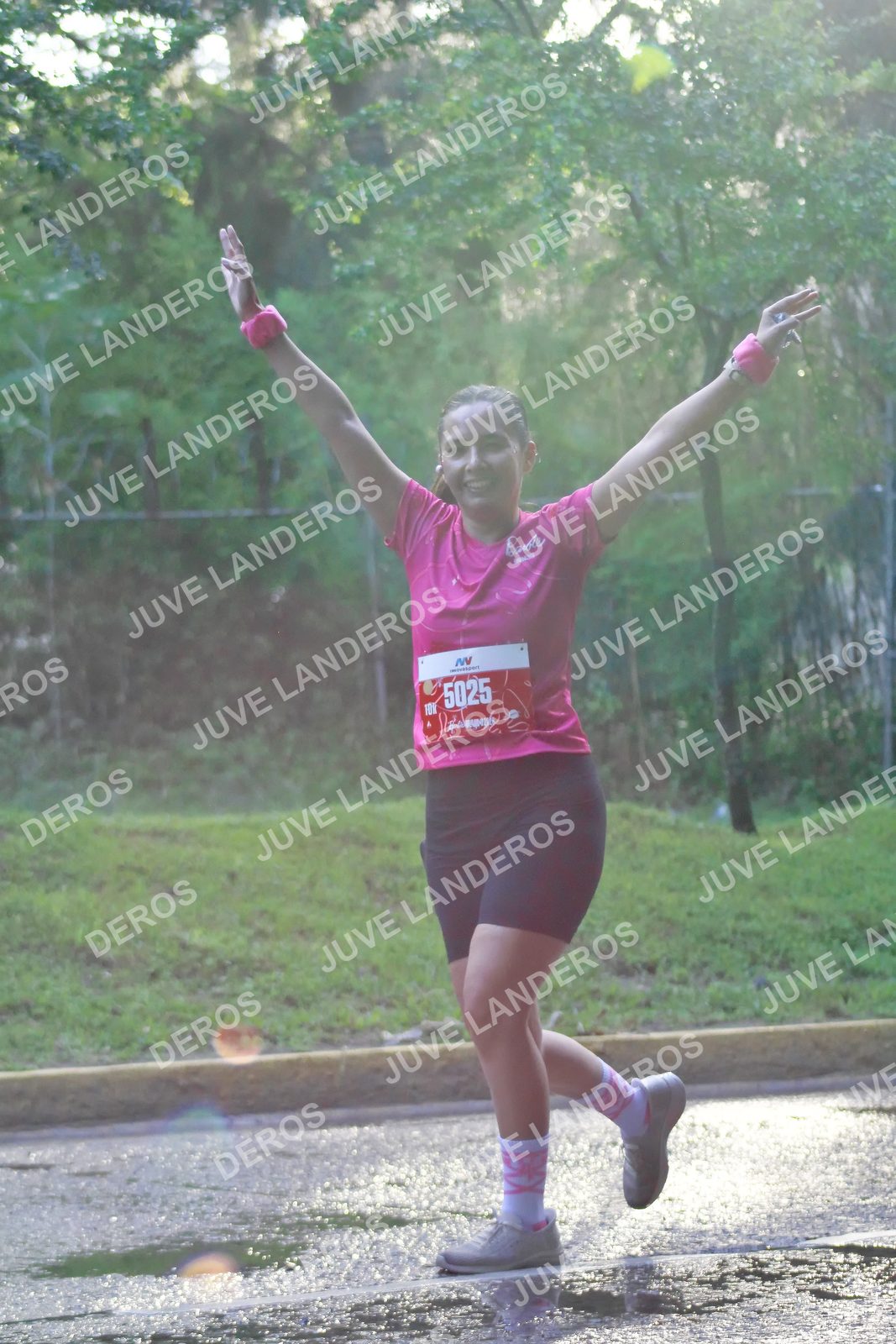 Foto del BARBIE RUN GUADALAJARA en Paseo Andares, Blvd. Puerta de Hierro 4965, Zapopan a las 07:42 · Ruta · dorsal 5025