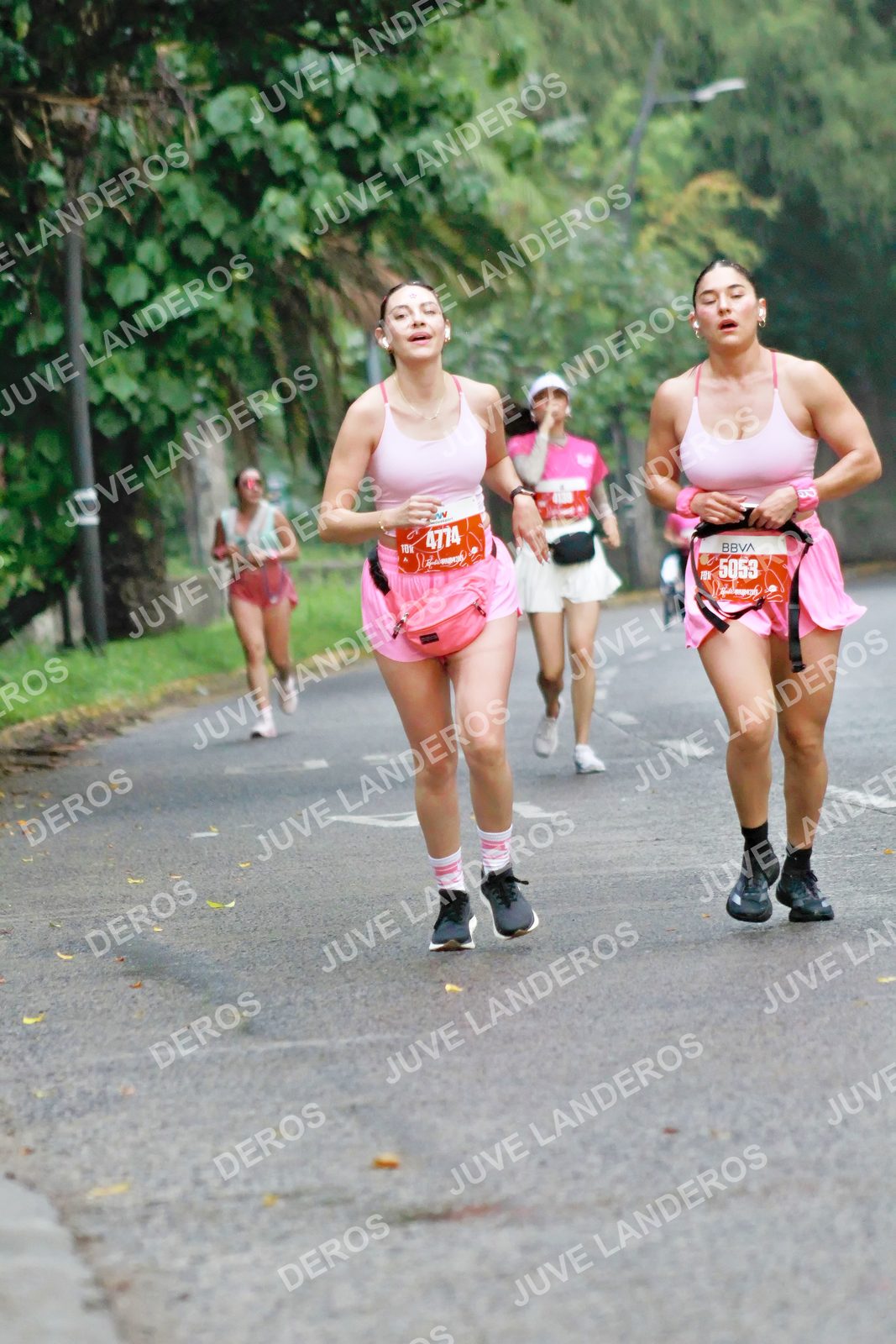 Foto del BARBIE RUN GUADALAJARA en Paseo Andares, Blvd. Puerta de Hierro 4965, Zapopan a las 07:22 · Ruta · dorsal 5053, 4774