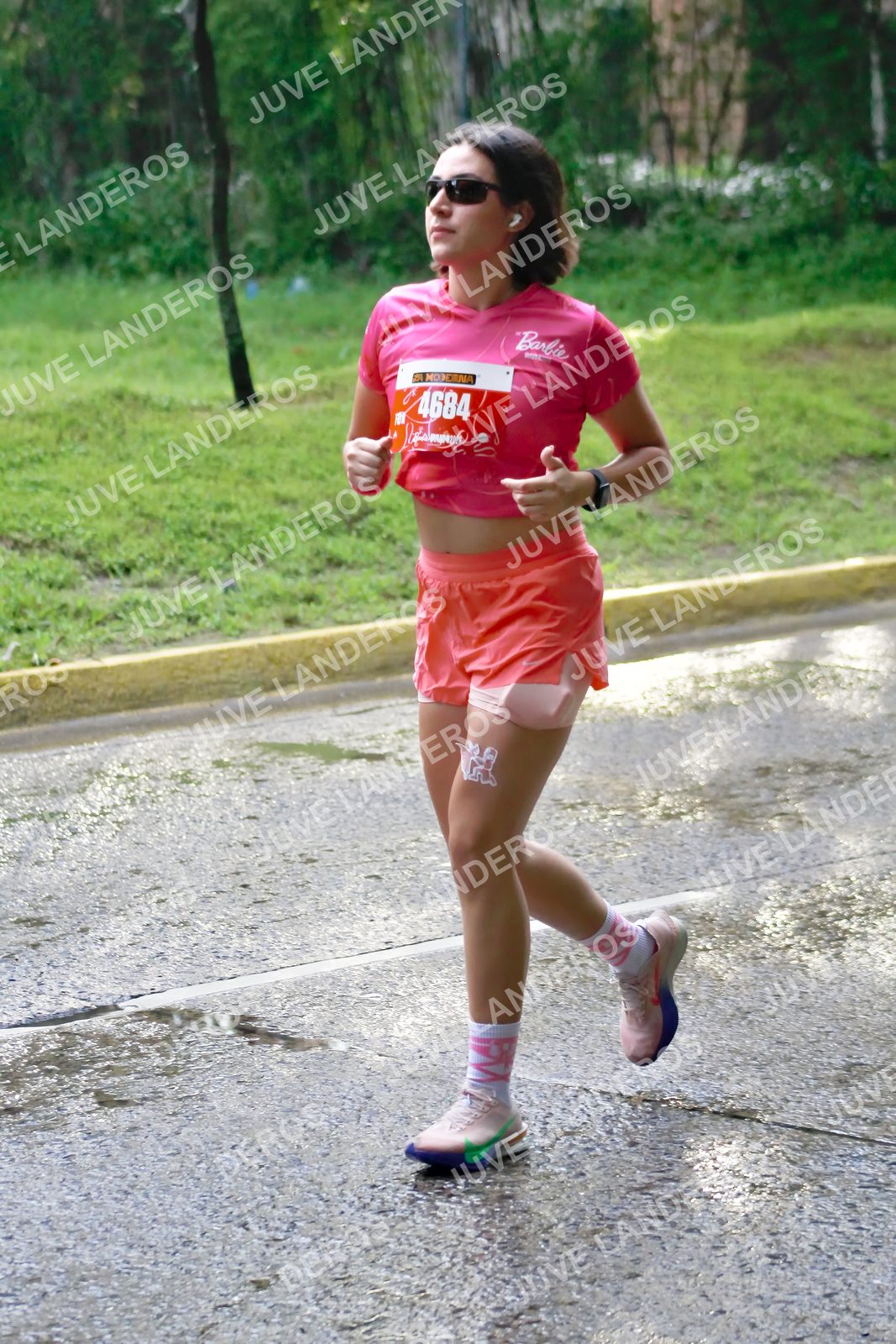 Foto del BARBIE RUN GUADALAJARA en Paseo Andares, Blvd. Puerta de Hierro 4965, Zapopan a las 07:45 · Ruta · dorsal 4684