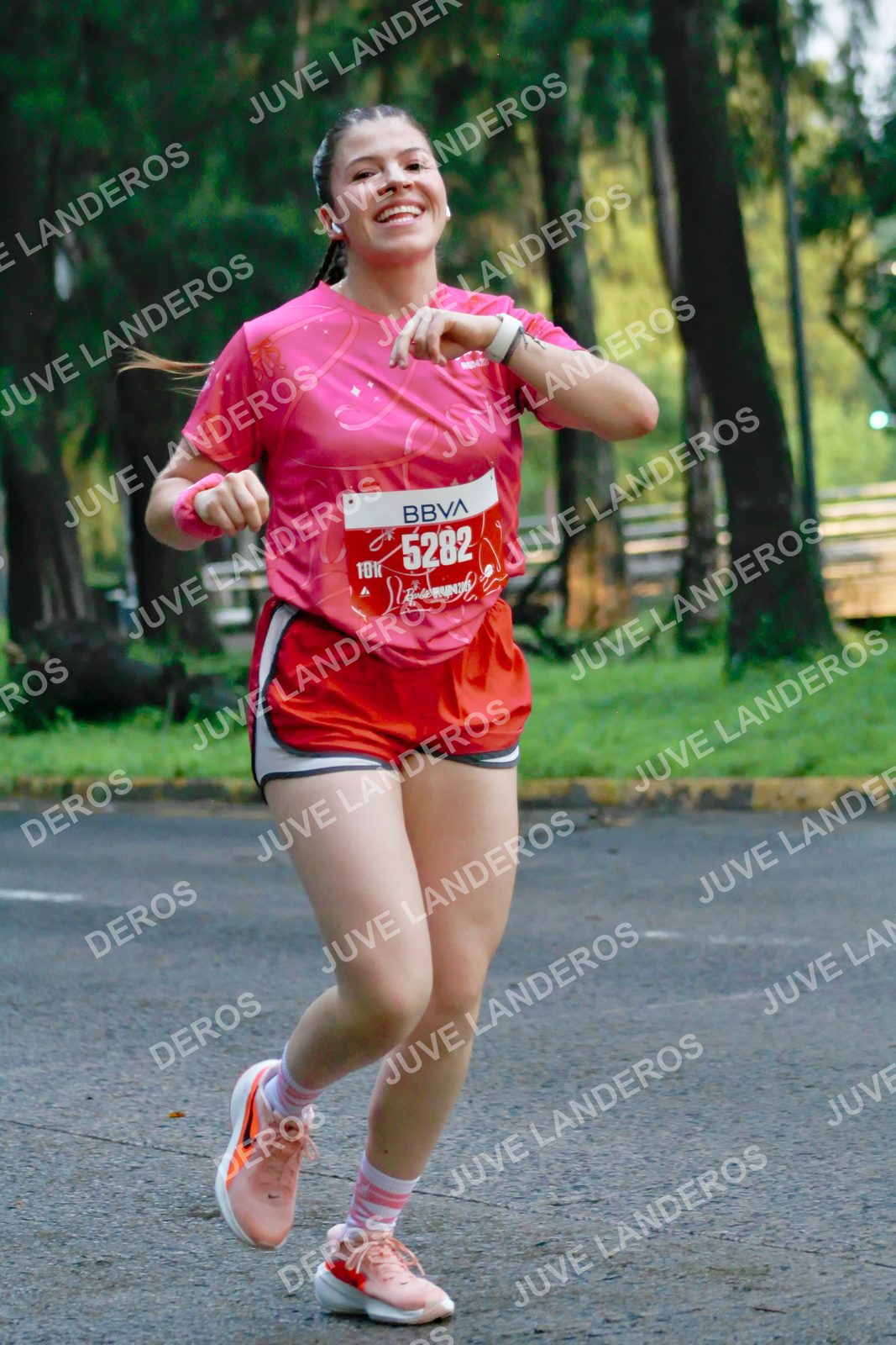 Foto del BARBIE RUN GUADALAJARA en Paseo Andares, Blvd. Puerta de Hierro 4965, Zapopan a las 07:20 · Ruta