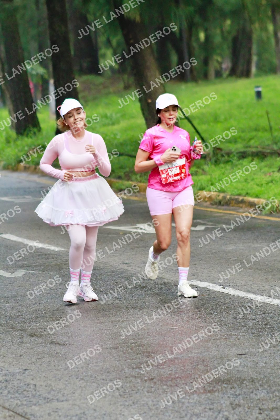 Foto del BARBIE RUN GUADALAJARA en Paseo Andares, Blvd. Puerta de Hierro 4965, Zapopan a las 07:10 · Ruta