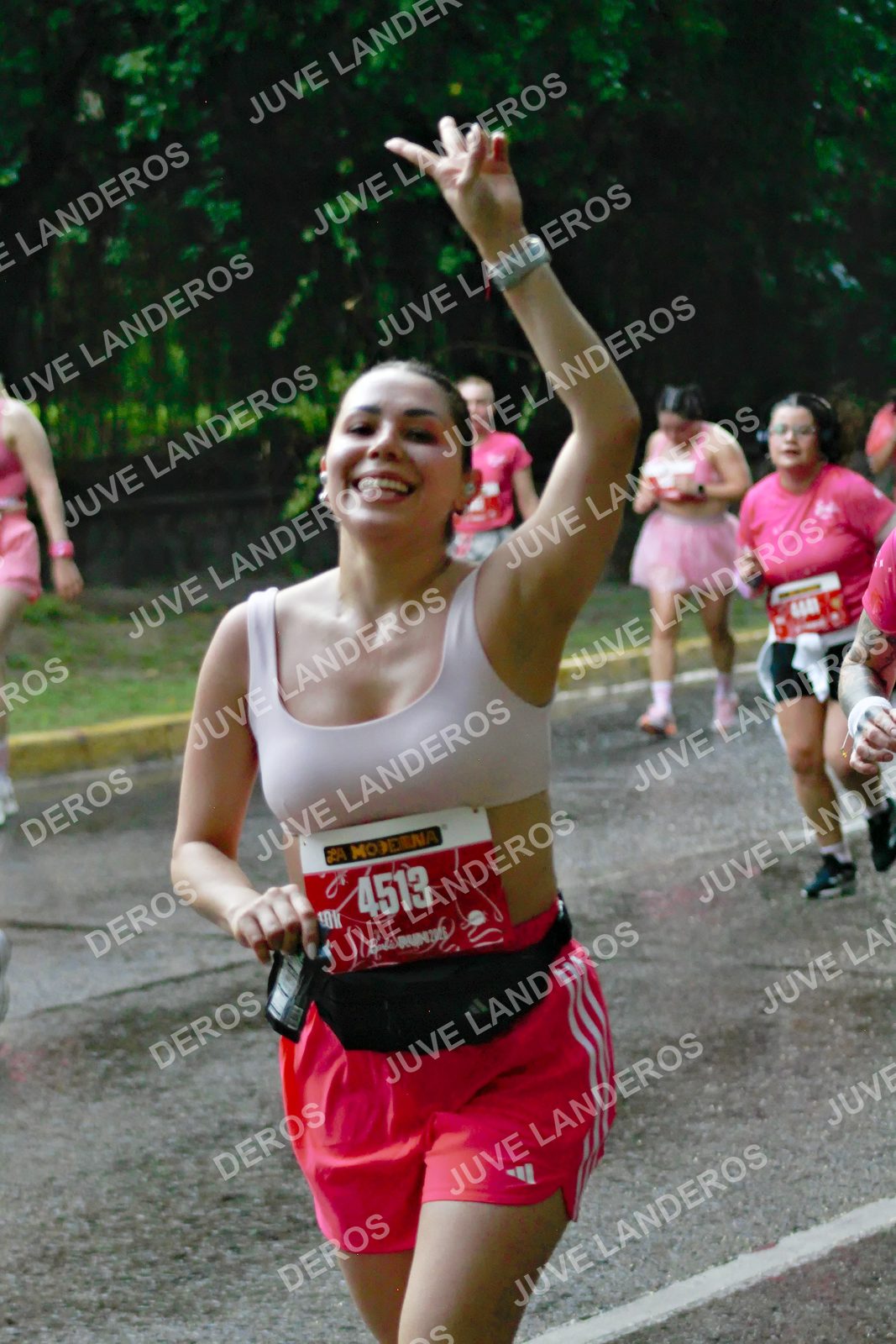 Foto del BARBIE RUN GUADALAJARA en Paseo Andares, Blvd. Puerta de Hierro 4965, Zapopan a las 07:38 · Ruta · dorsal 4513