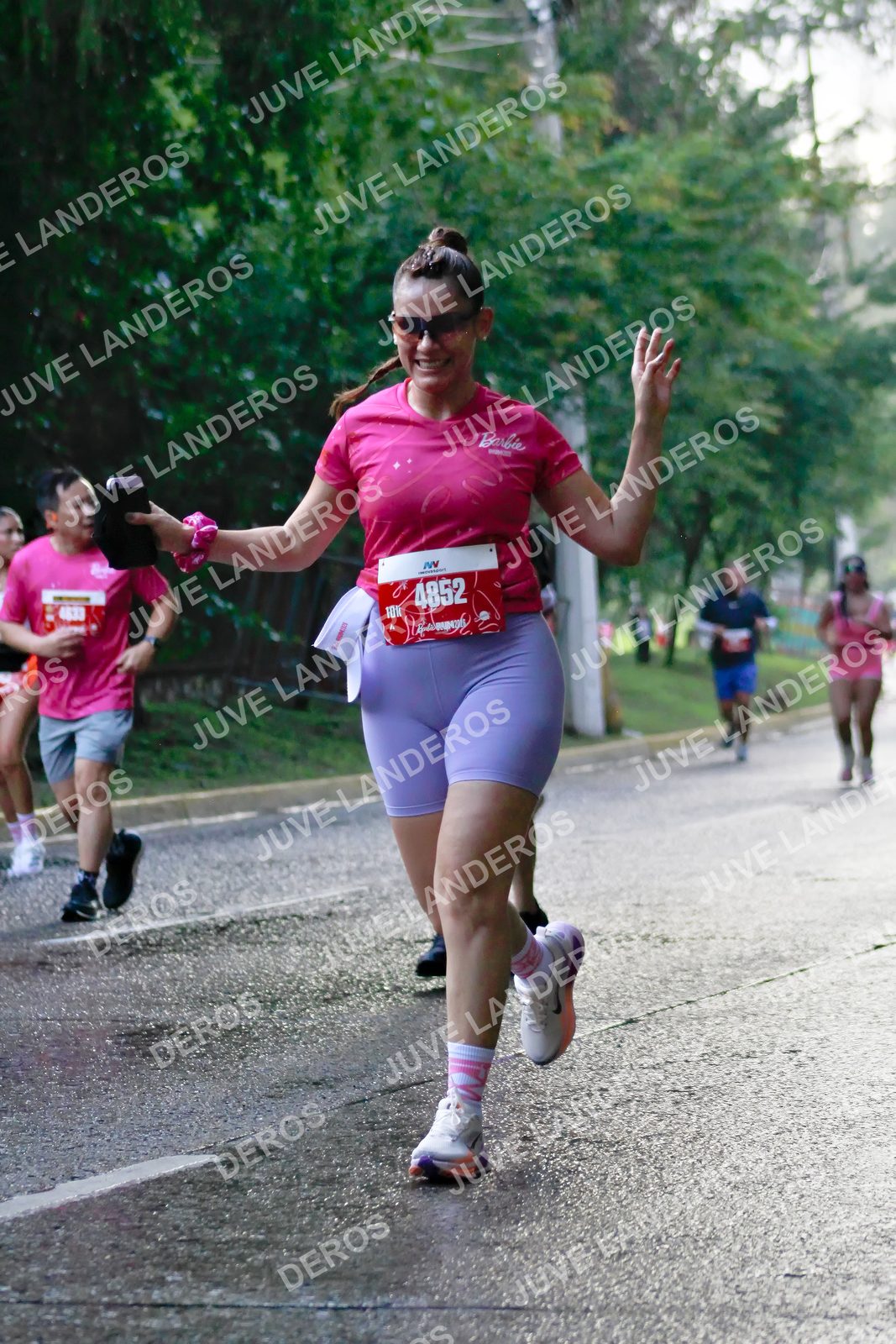 Foto del BARBIE RUN GUADALAJARA en Paseo Andares, Blvd. Puerta de Hierro 4965, Zapopan a las 07:40 · Ruta · dorsal 4852