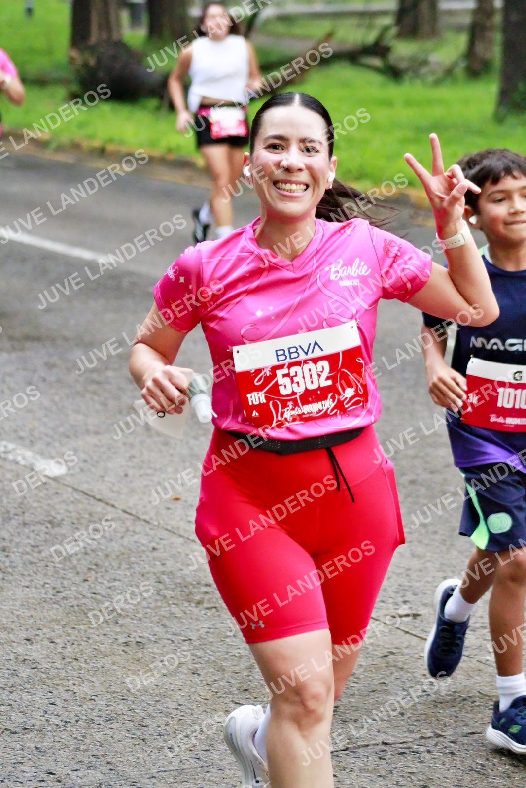 Foto del BARBIE RUN GUADALAJARA en Paseo Andares, Blvd. Puerta de Hierro 4965, Zapopan a las 07:07 · Ruta