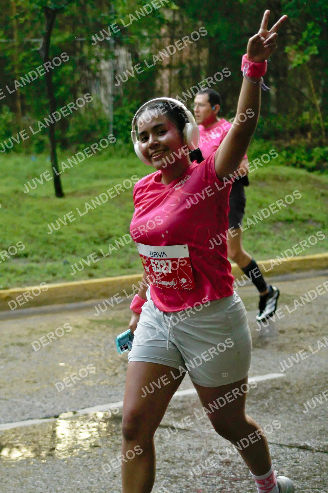 Foto del BARBIE RUN GUADALAJARA en Paseo Andares, Blvd. Puerta de Hierro 4965, Zapopan a las 07:38 · Ruta · dorsal 5327