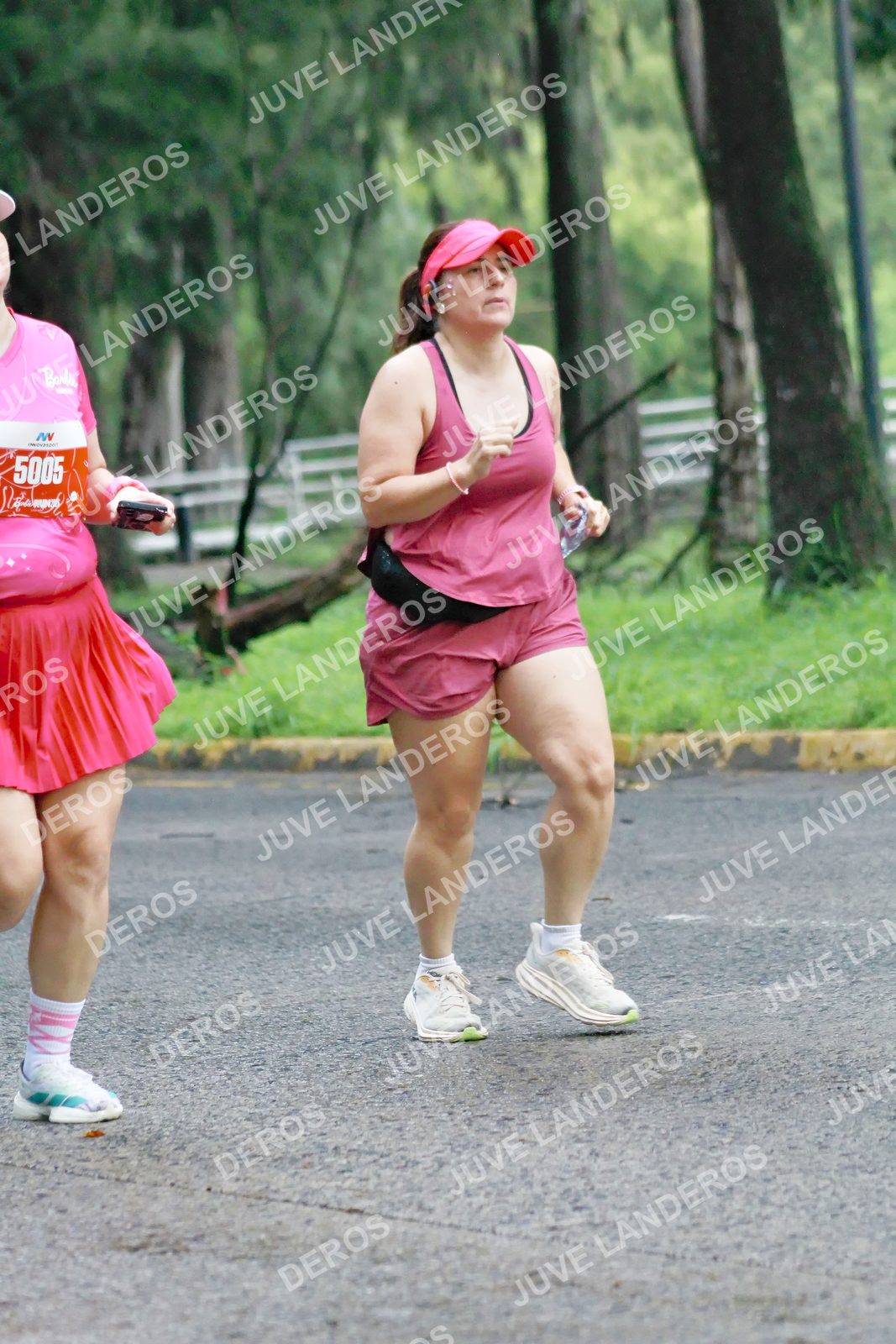 Foto del BARBIE RUN GUADALAJARA en Paseo Andares, Blvd. Puerta de Hierro 4965, Zapopan a las 07:27 · Ruta · dorsal 5005