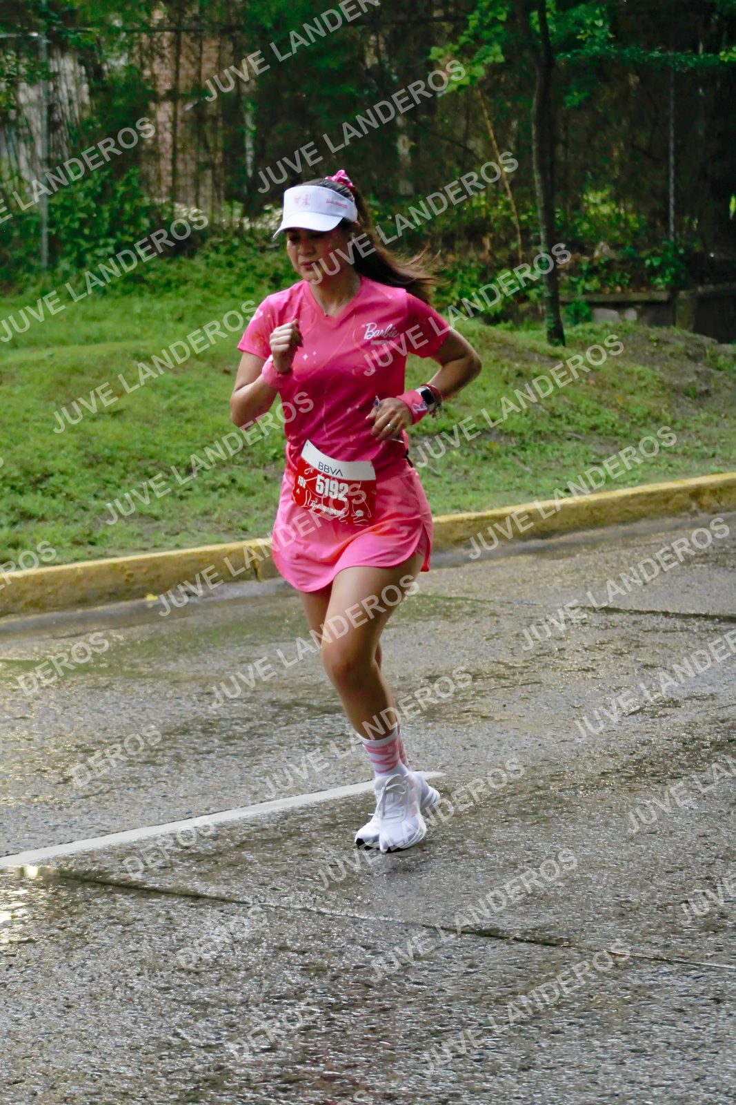 Foto del BARBIE RUN GUADALAJARA en Paseo Andares, Blvd. Puerta de Hierro 4965, Zapopan a las 07:38 · Ruta · dorsal 5192