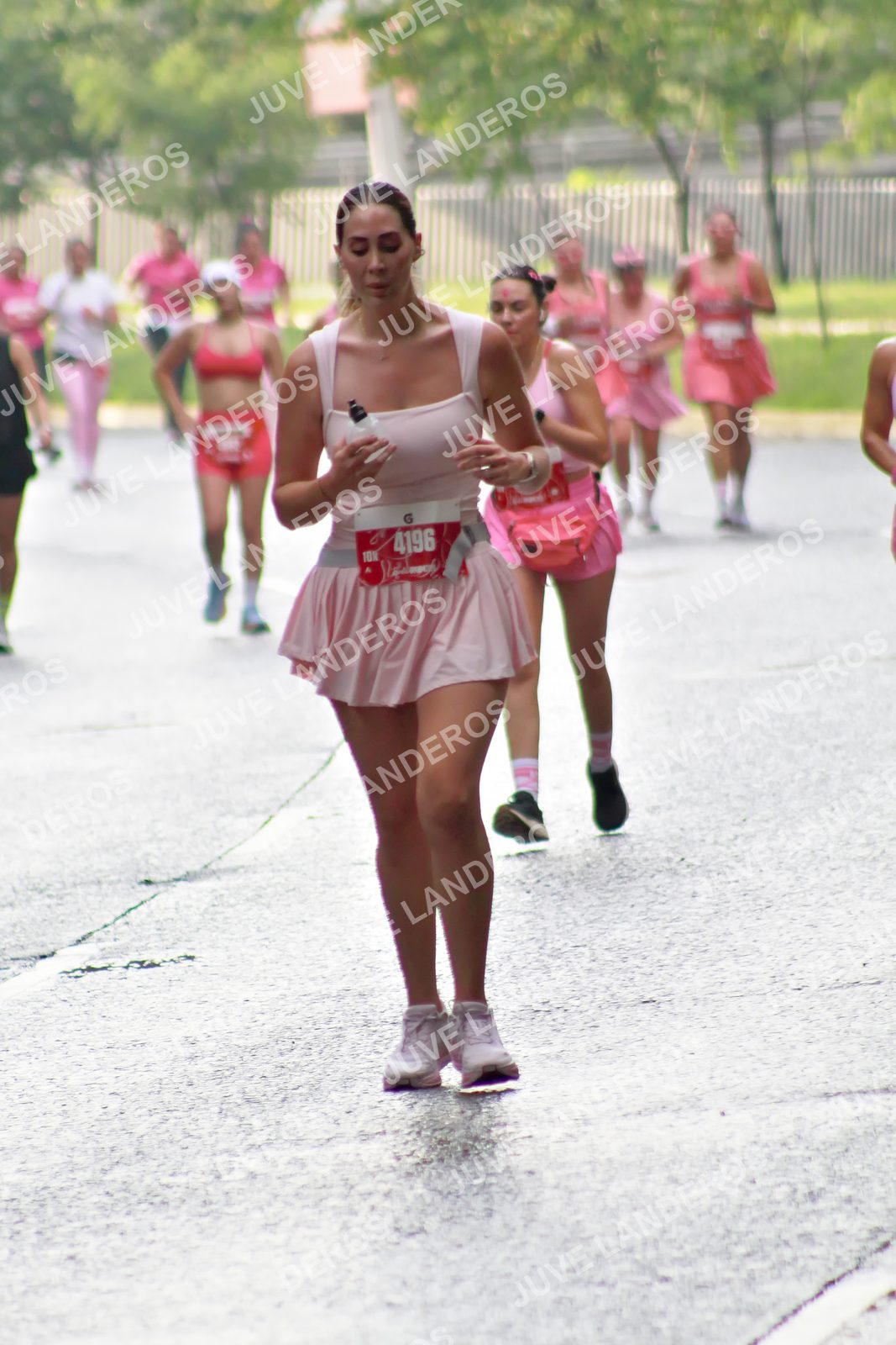 Foto del BARBIE RUN GUADALAJARA en Paseo Andares, Blvd. Puerta de Hierro 4965, Zapopan a las 07:49 · Ruta · dorsal 4196