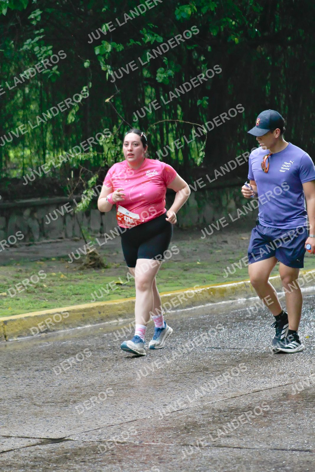 Foto del BARBIE RUN GUADALAJARA en Paseo Andares, Blvd. Puerta de Hierro 4965, Zapopan a las 07:47 · Ruta · dorsal 4784
