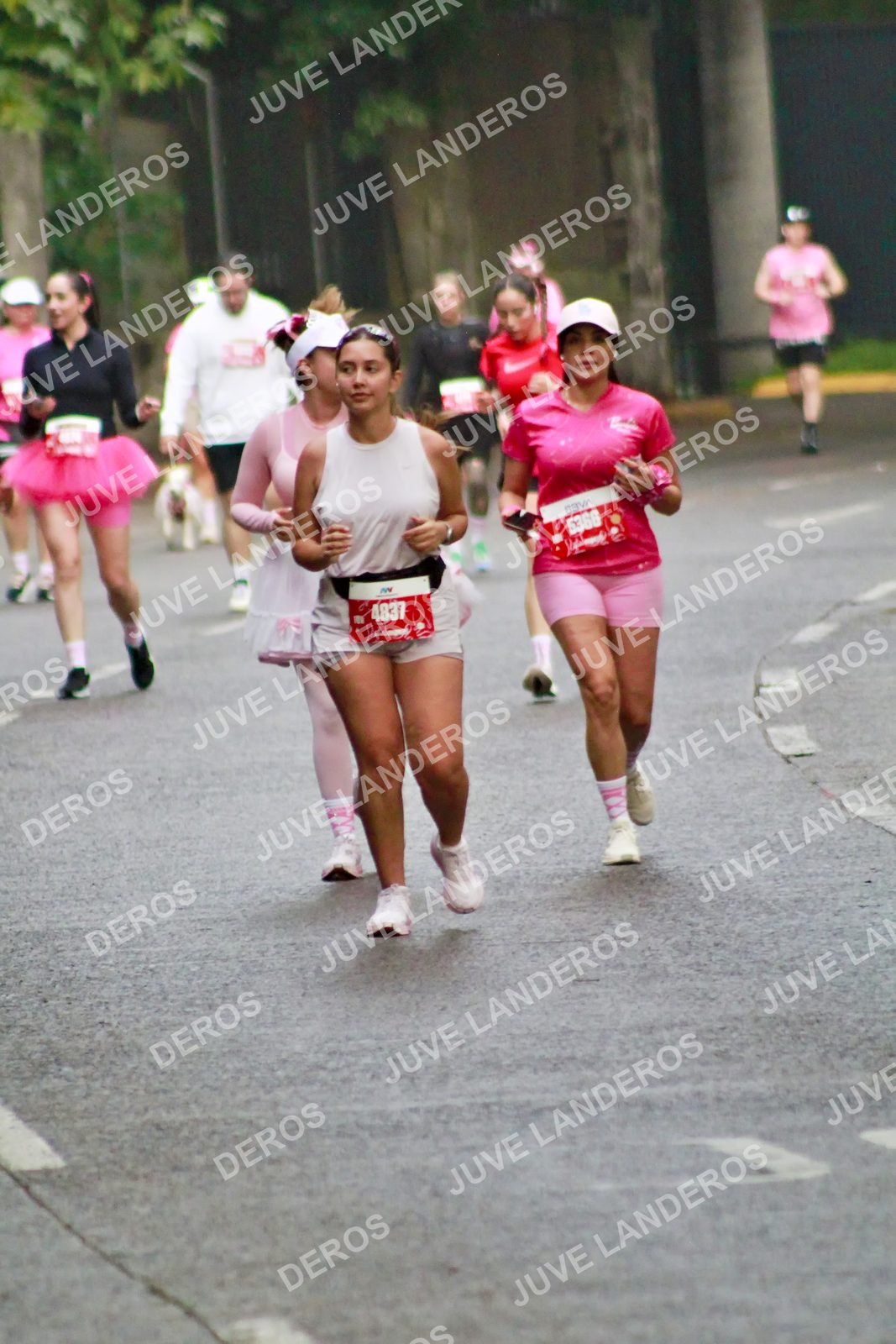 Foto del BARBIE RUN GUADALAJARA en Paseo Andares, Blvd. Puerta de Hierro 4965, Zapopan a las 07:10 · Ruta