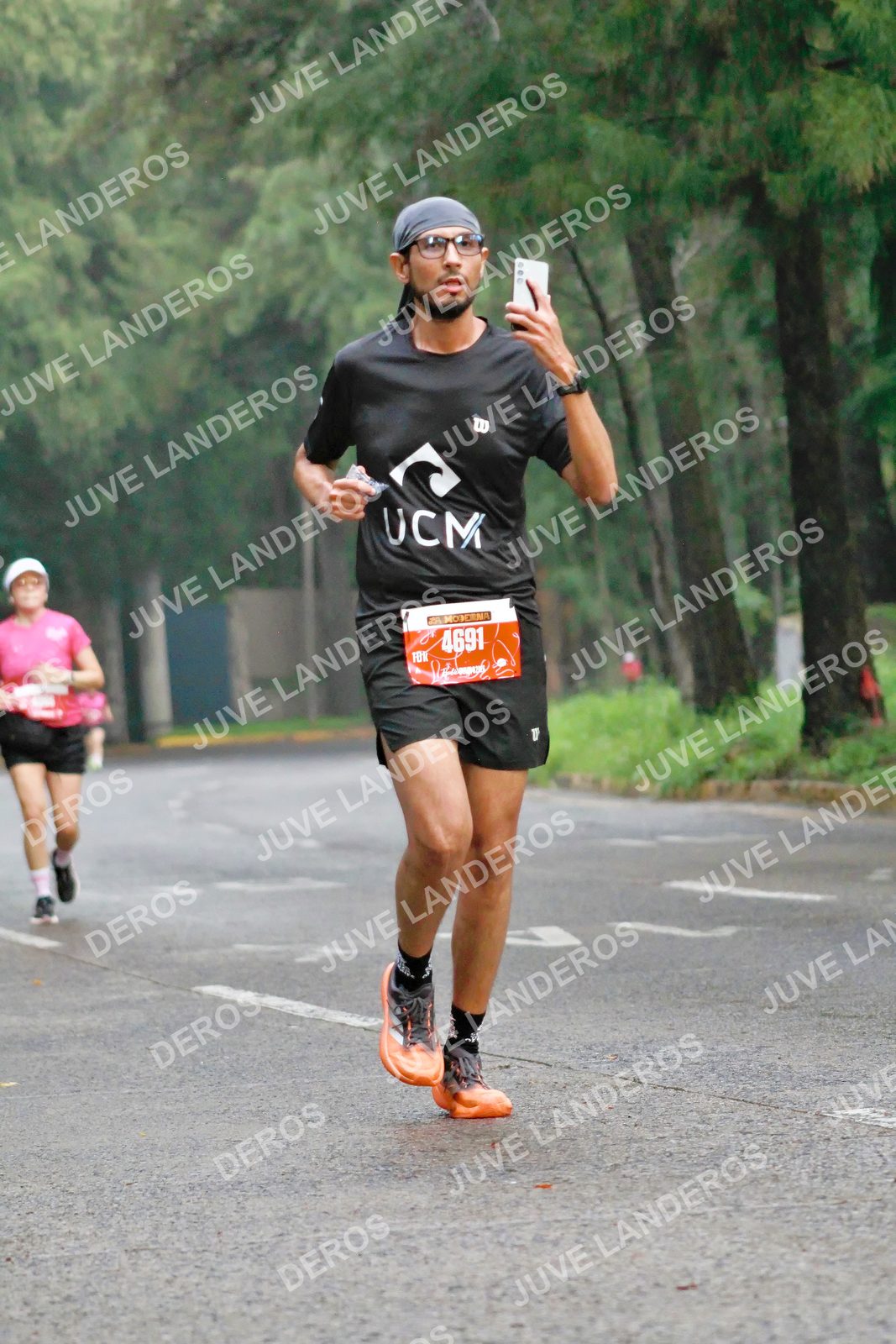 Foto del BARBIE RUN GUADALAJARA en Paseo Andares, Blvd. Puerta de Hierro 4965, Zapopan a las 07:21 · Ruta · dorsal 4691