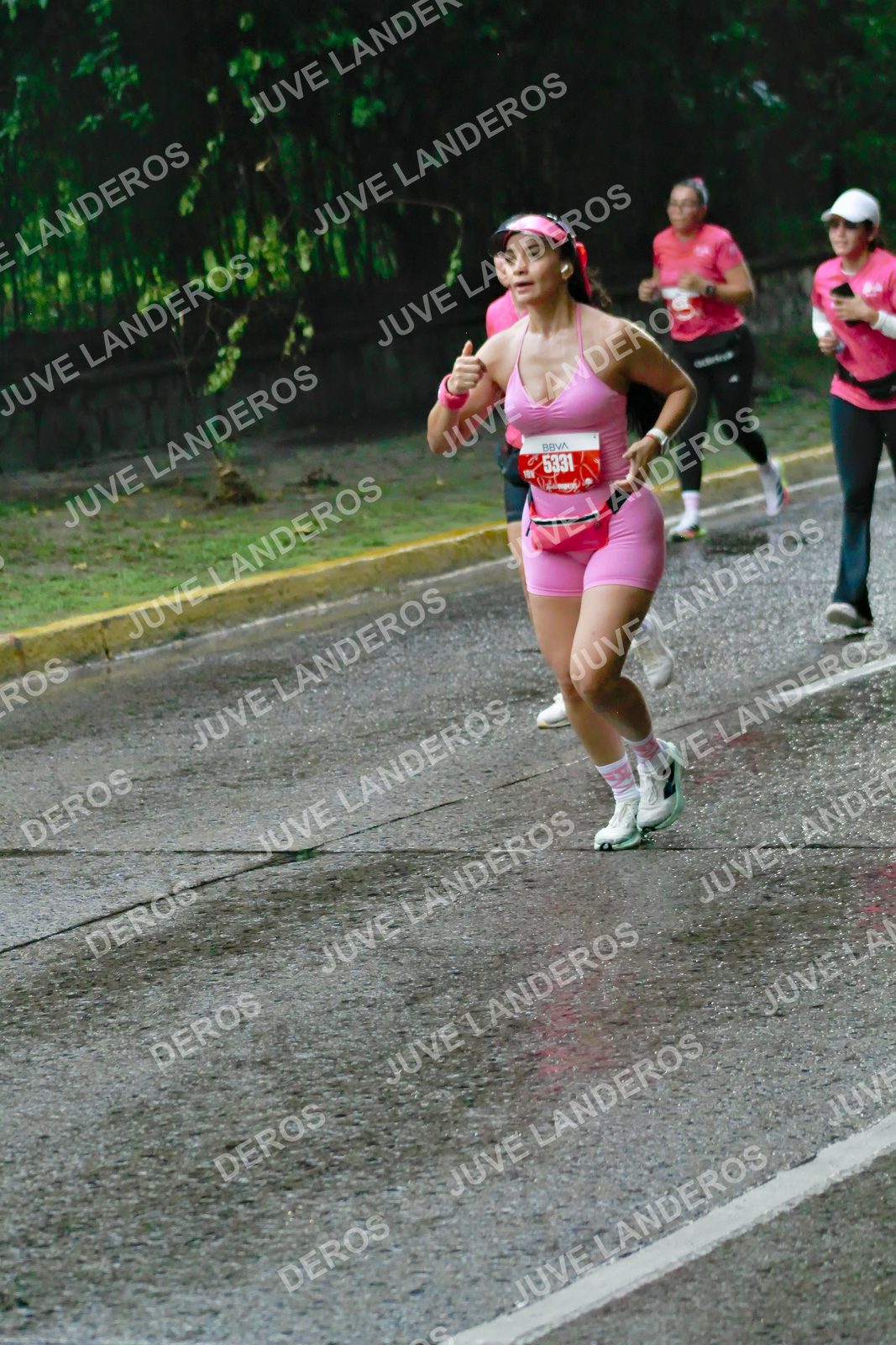 Foto del BARBIE RUN GUADALAJARA en Paseo Andares, Blvd. Puerta de Hierro 4965, Zapopan a las 07:36 · Ruta · dorsal 5331