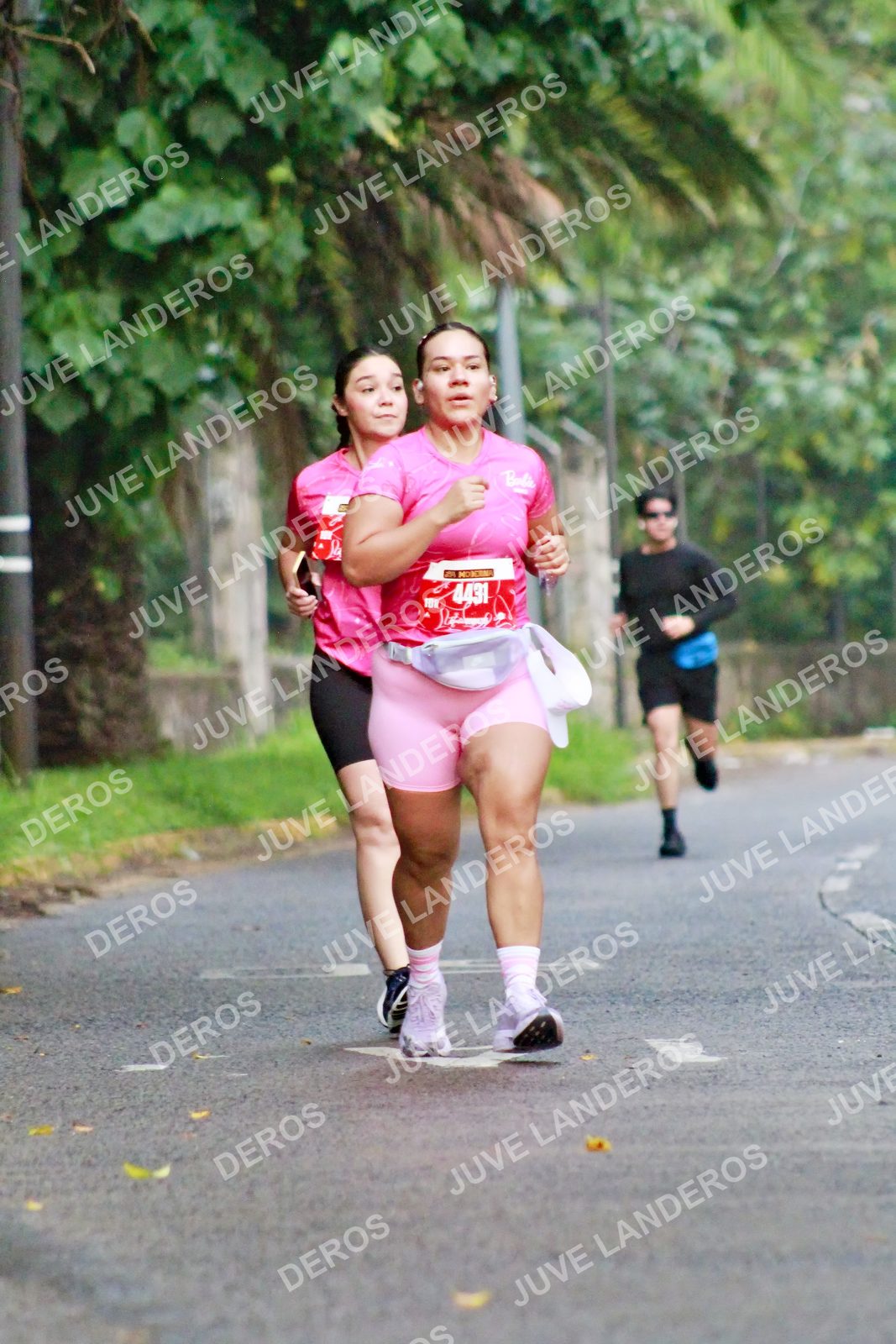 Foto del BARBIE RUN GUADALAJARA en Paseo Andares, Blvd. Puerta de Hierro 4965, Zapopan a las 07:17 · Ruta
