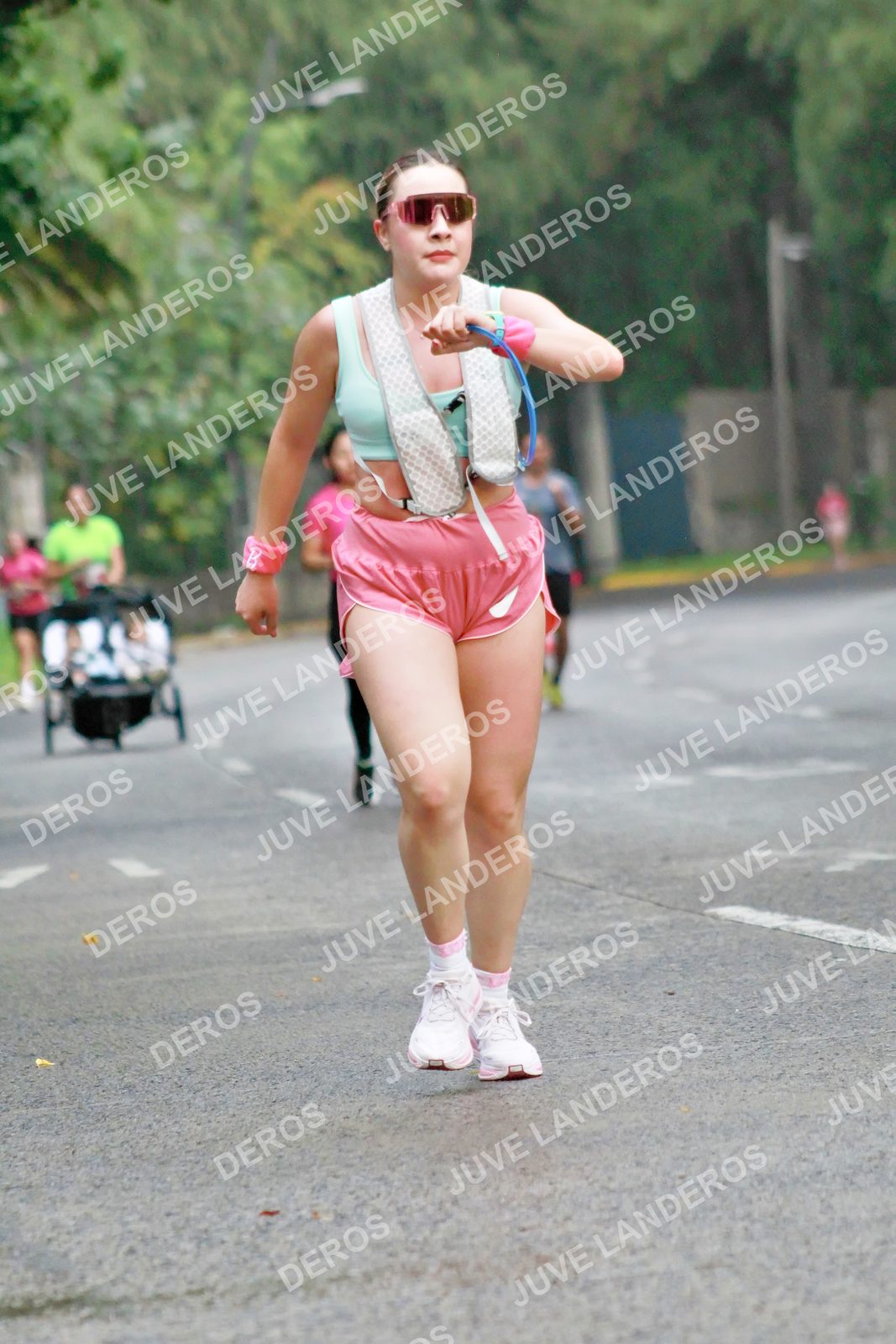 Foto del BARBIE RUN GUADALAJARA en Paseo Andares, Blvd. Puerta de Hierro 4965, Zapopan a las 07:22 · Ruta
