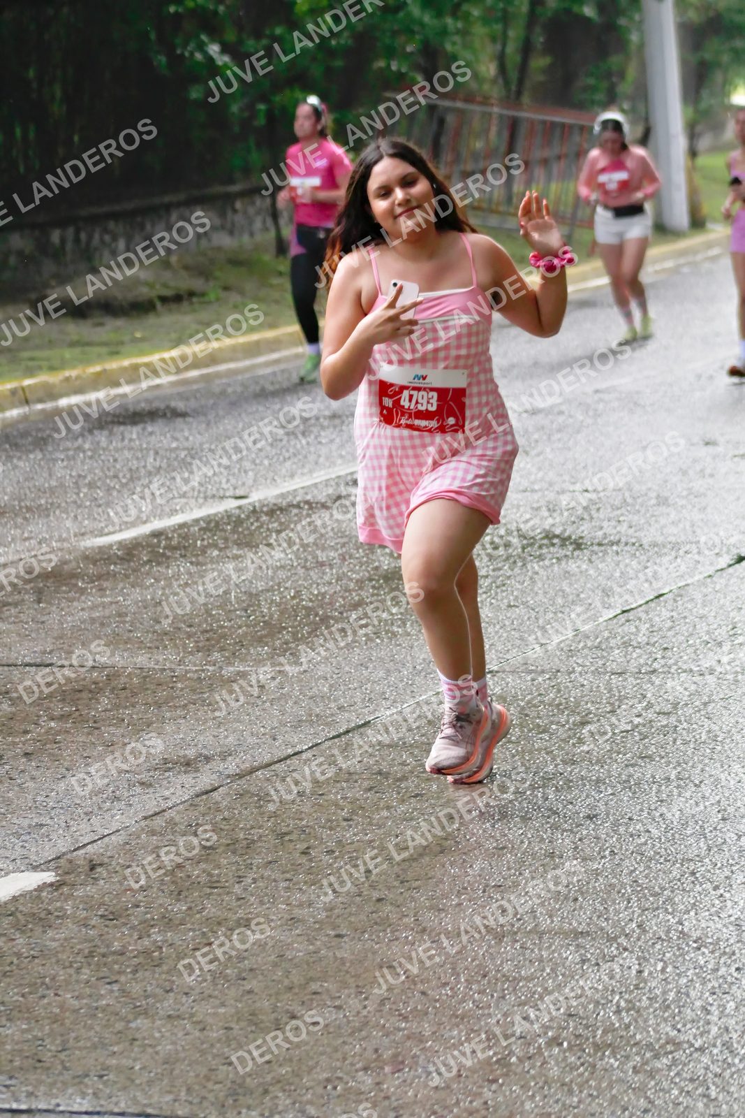 Foto del BARBIE RUN GUADALAJARA en Paseo Andares, Blvd. Puerta de Hierro 4965, Zapopan a las 07:45 · Ruta · dorsal 4793