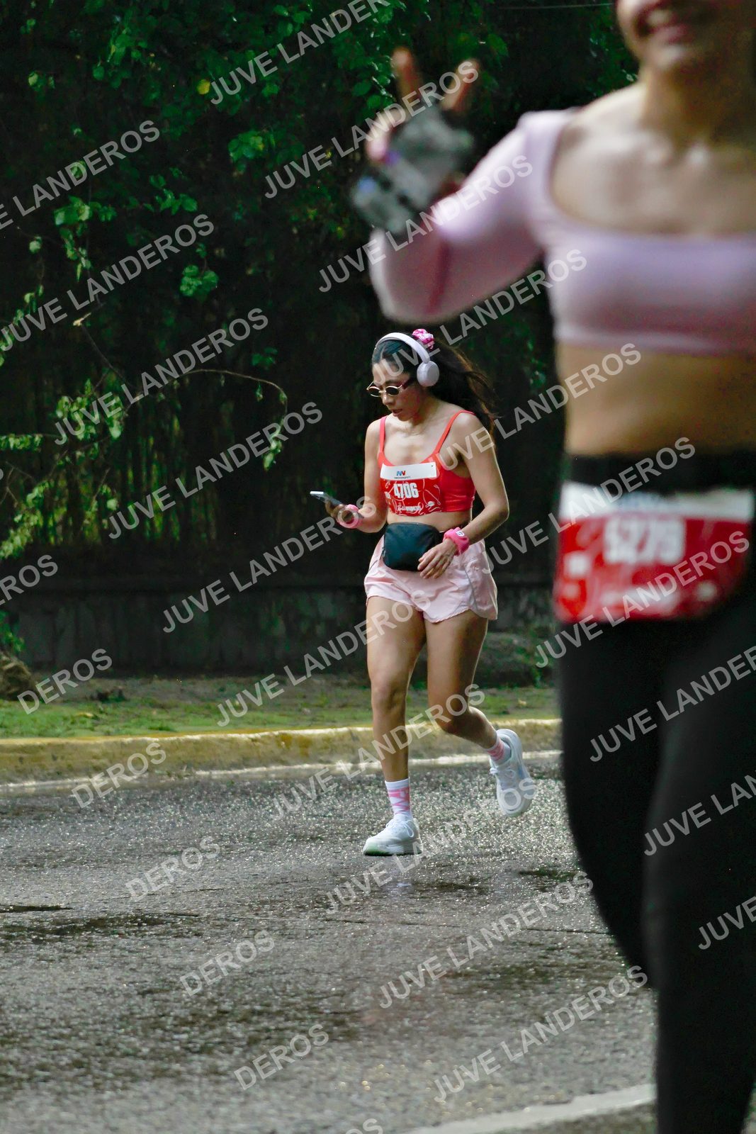 Foto del BARBIE RUN GUADALAJARA en Paseo Andares, Blvd. Puerta de Hierro 4965, Zapopan a las 07:41 · Ruta · dorsal 4706