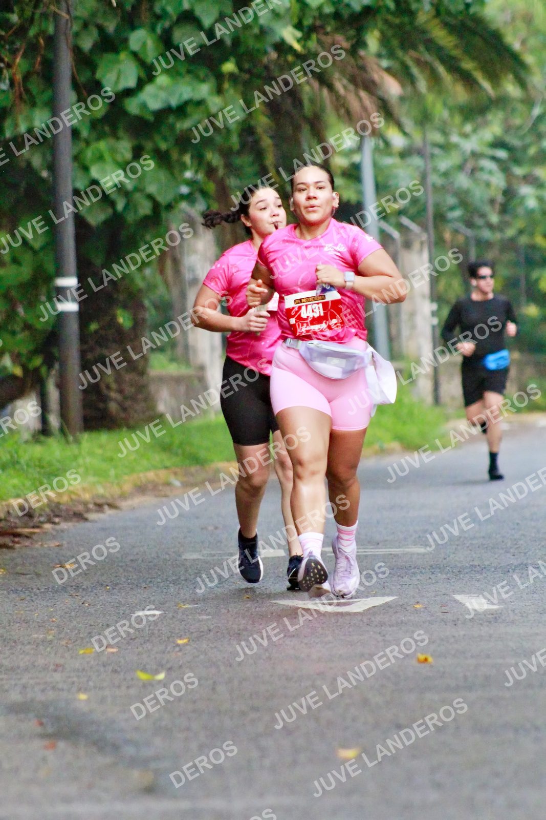 Foto del BARBIE RUN GUADALAJARA en Paseo Andares, Blvd. Puerta de Hierro 4965, Zapopan a las 07:17 · Ruta