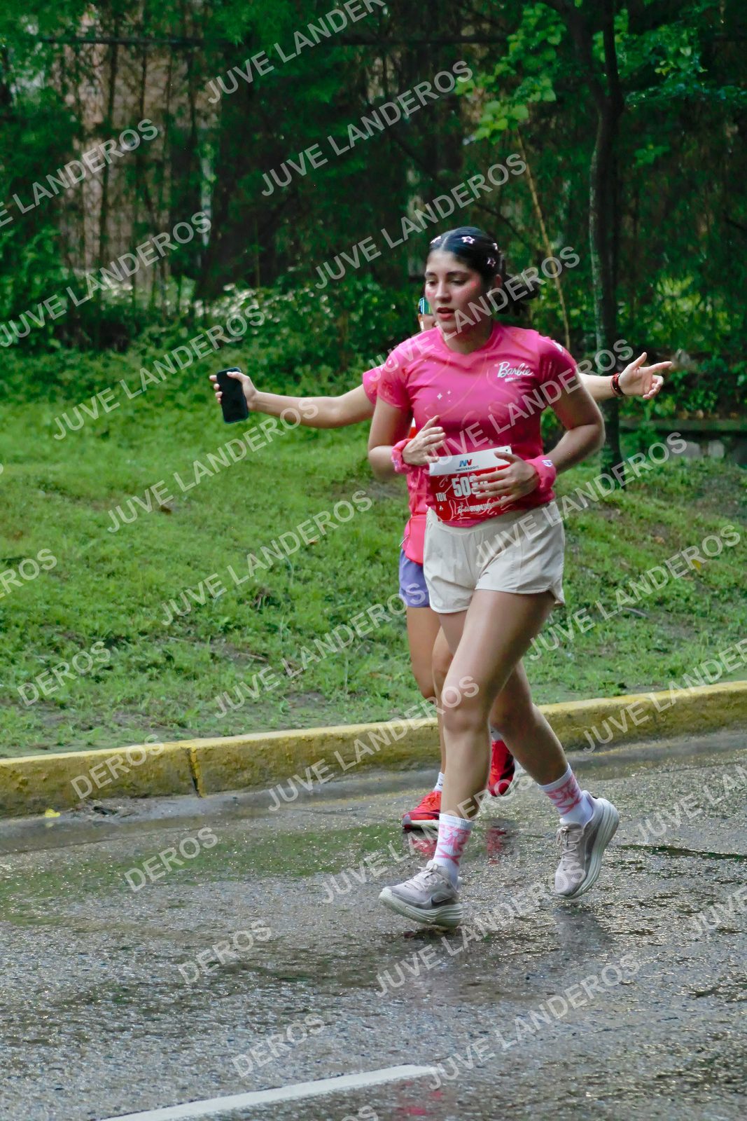 Foto del BARBIE RUN GUADALAJARA en Paseo Andares, Blvd. Puerta de Hierro 4965, Zapopan a las 07:38 · Ruta