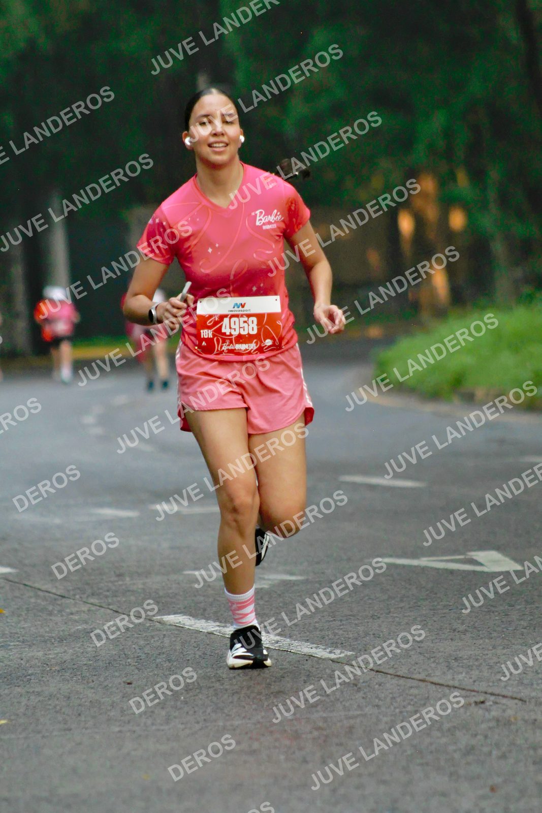 Foto del BARBIE RUN GUADALAJARA en Paseo Andares, Blvd. Puerta de Hierro 4965, Zapopan a las 07:19 · Ruta
