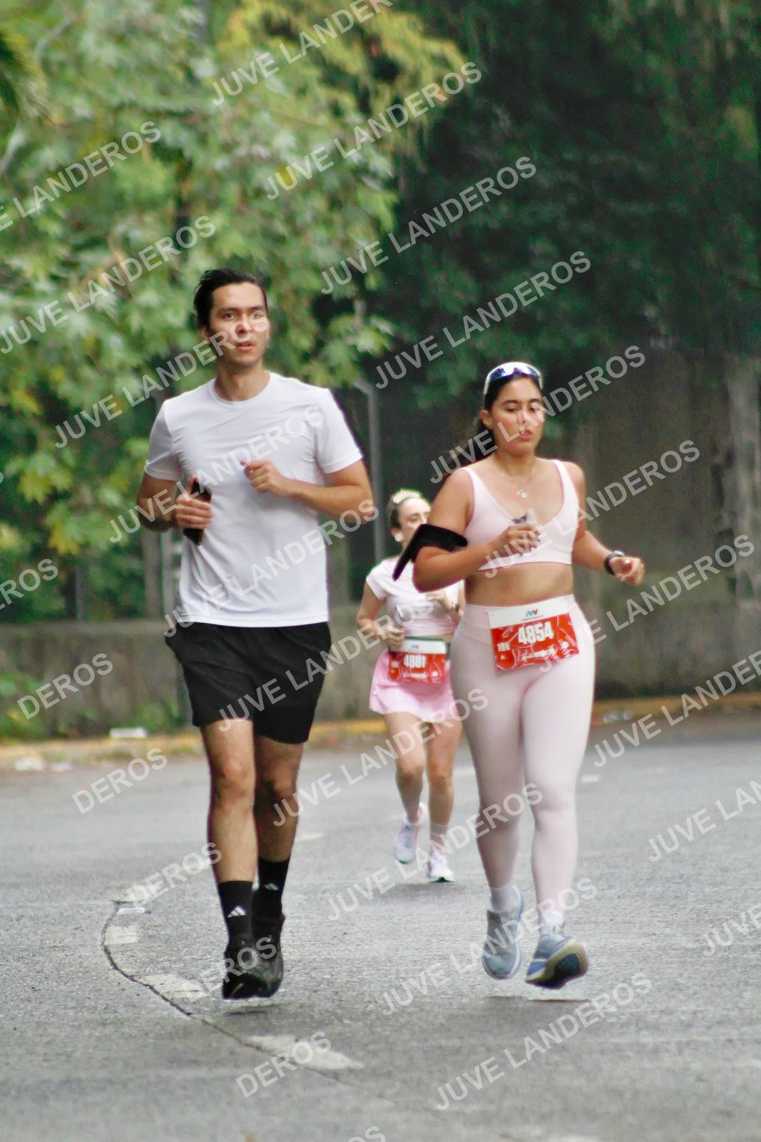 Foto del BARBIE RUN GUADALAJARA en Paseo Andares, Blvd. Puerta de Hierro 4965, Zapopan a las 07:26 · Ruta · dorsal 4854