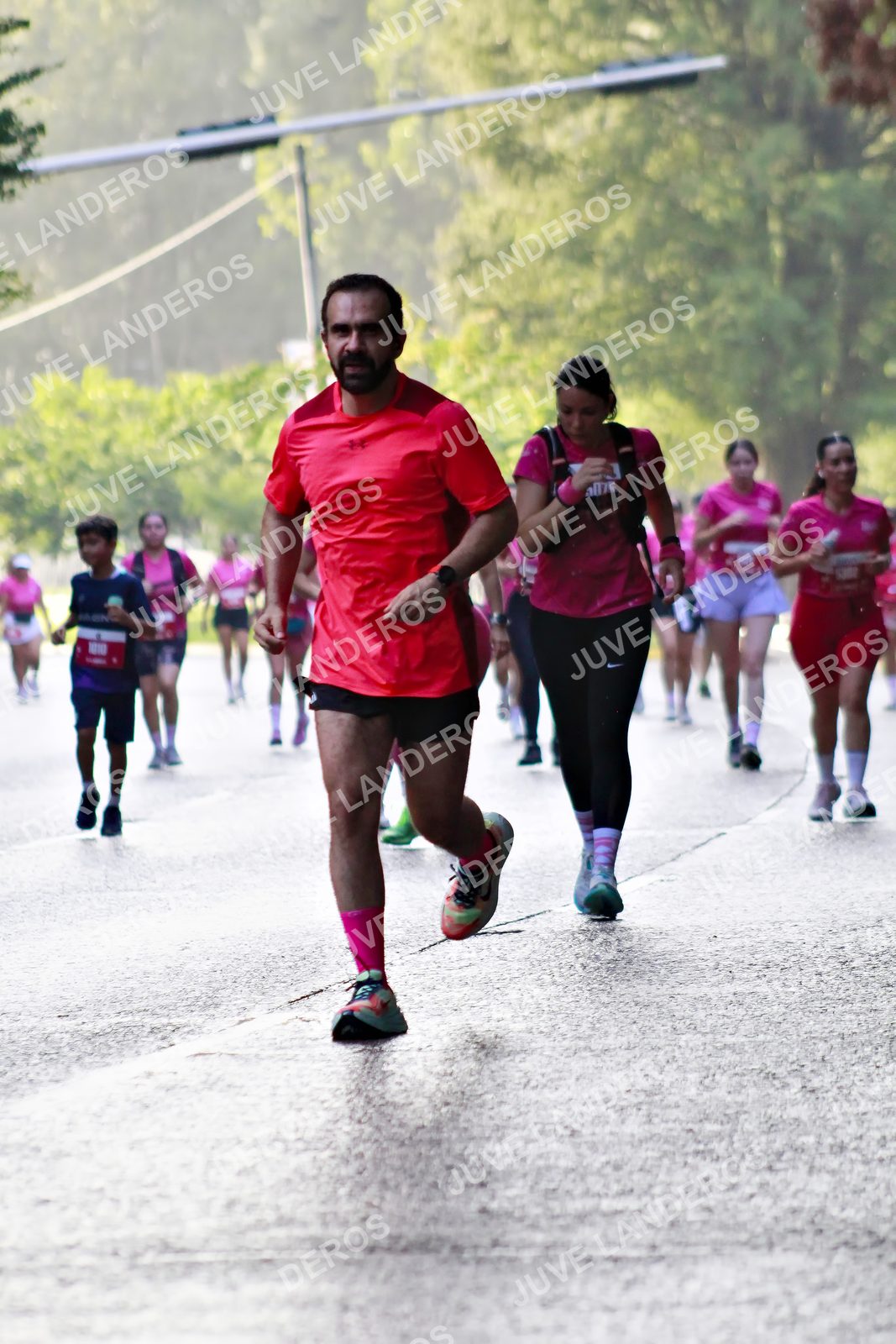 Foto del BARBIE RUN GUADALAJARA en Paseo Andares, Blvd. Puerta de Hierro 4965, Zapopan a las 07:42 · Ruta