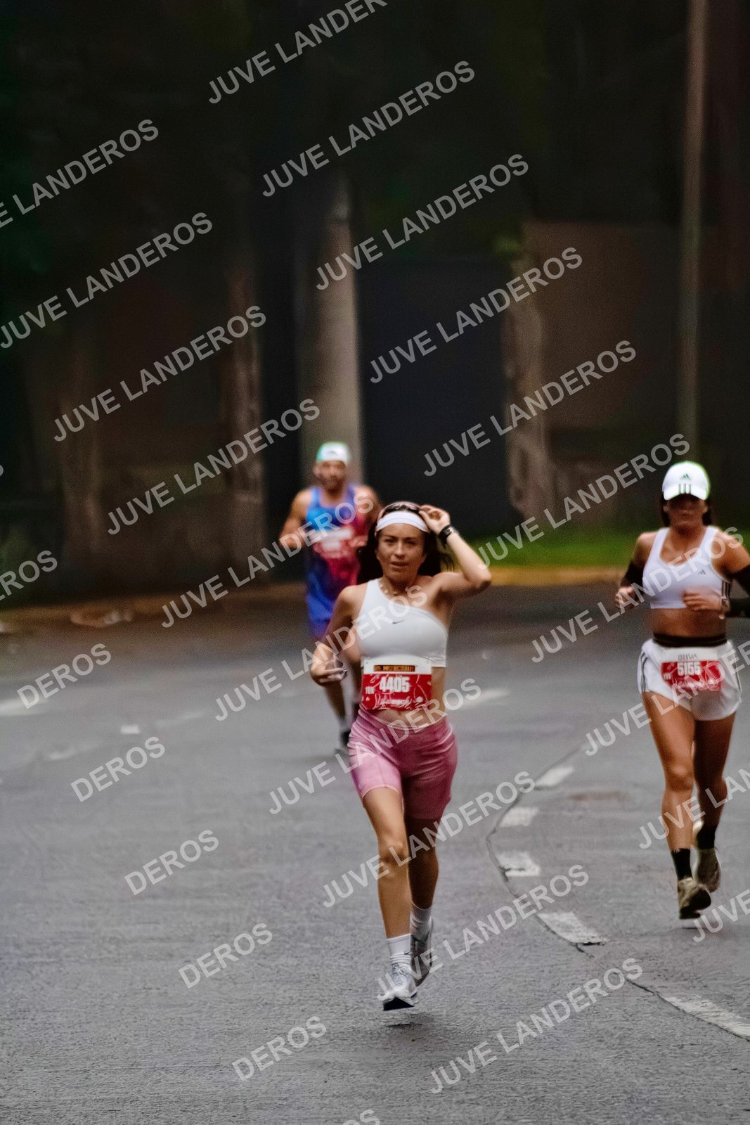 Foto del BARBIE RUN GUADALAJARA en Paseo Andares, Blvd. Puerta de Hierro 4965, Zapopan a las 06:56 · Ruta · dorsal 4405