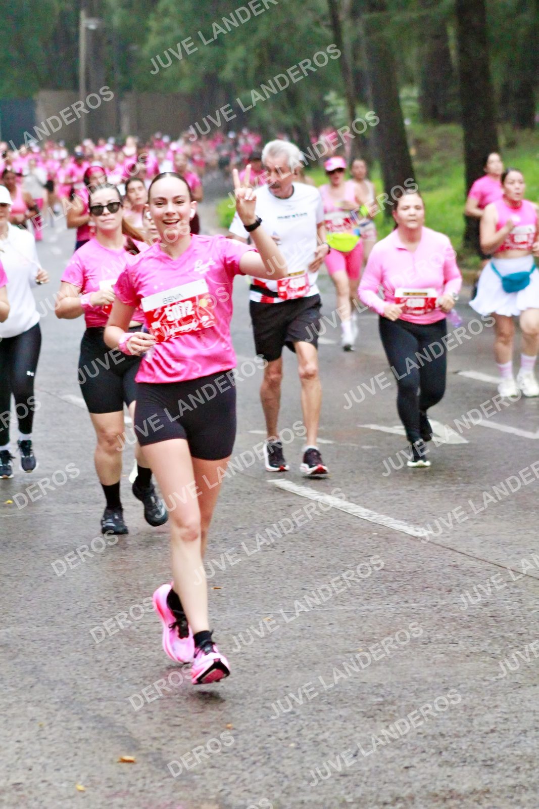 Foto del BARBIE RUN GUADALAJARA en Paseo Andares, Blvd. Puerta de Hierro 4965, Zapopan a las 07:04 · Ruta