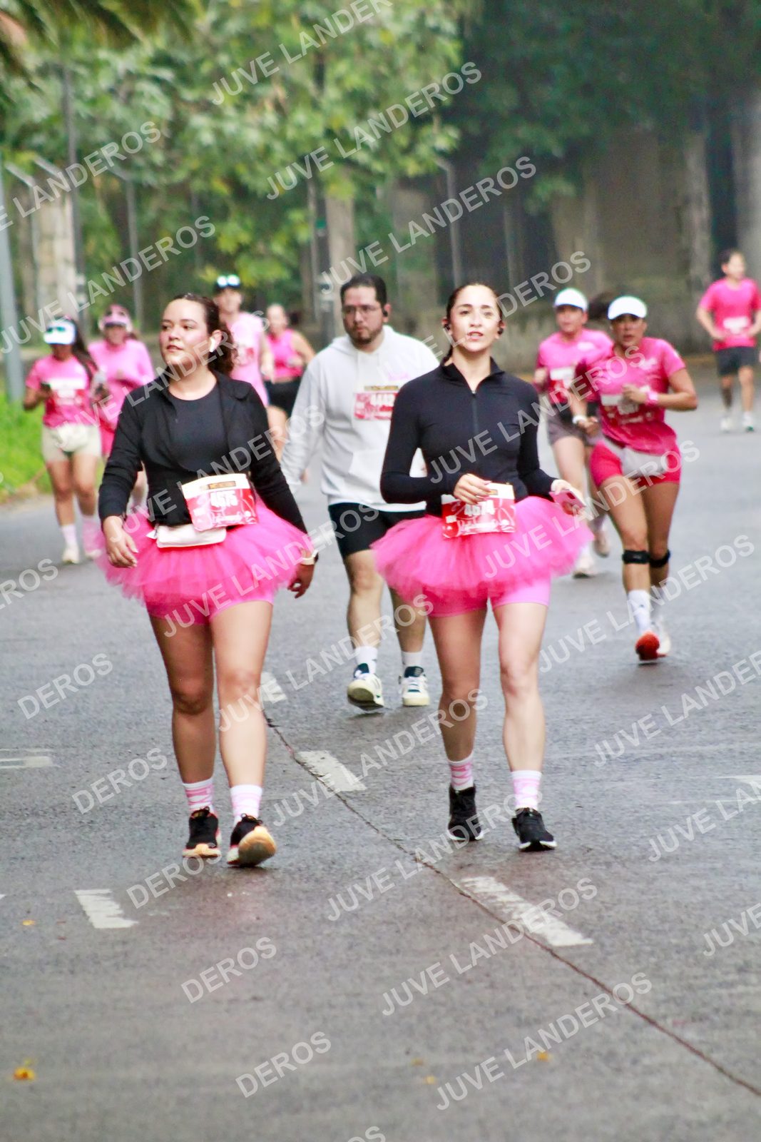 Foto del BARBIE RUN GUADALAJARA en Paseo Andares, Blvd. Puerta de Hierro 4965, Zapopan a las 07:10 · Ruta