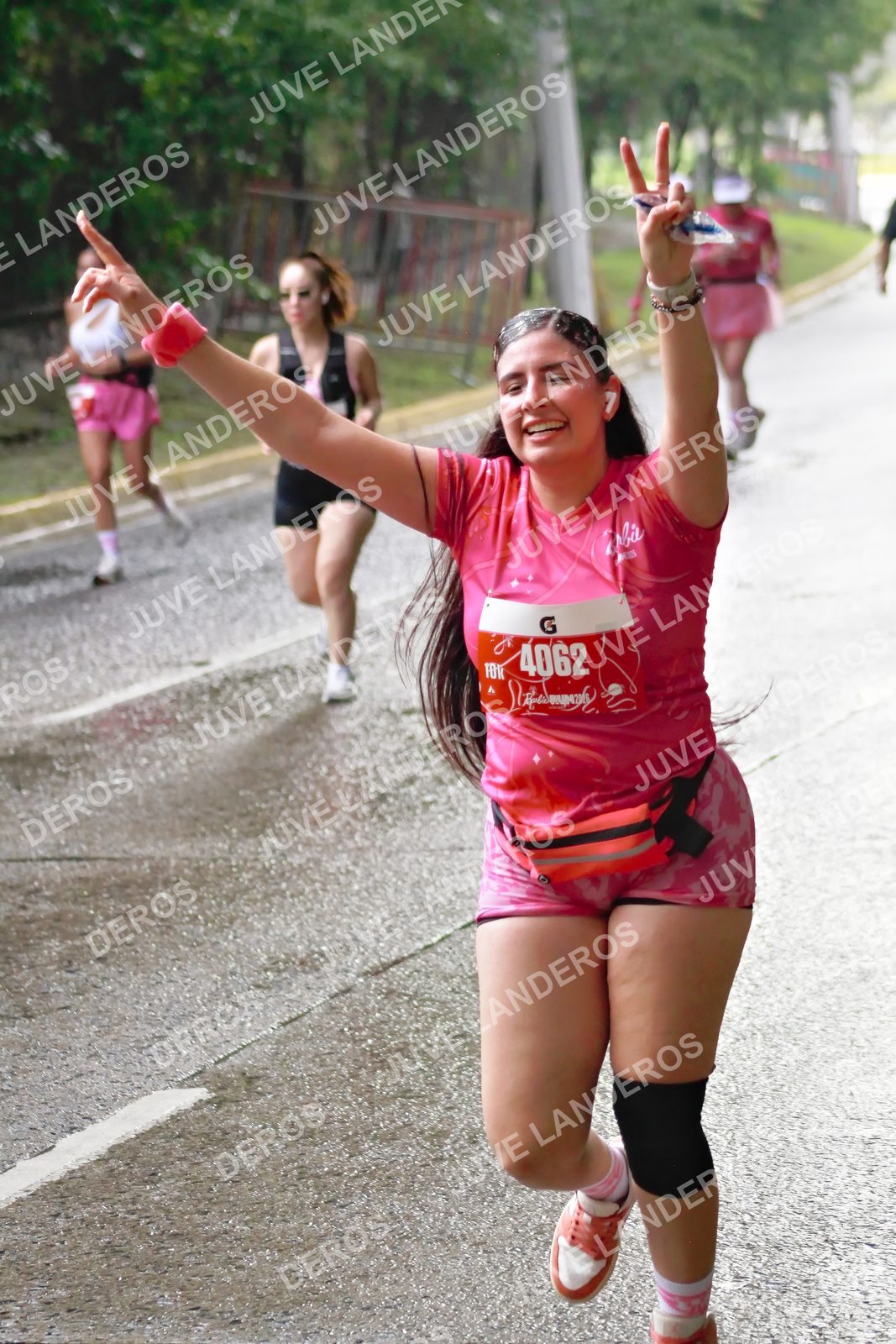Foto del BARBIE RUN GUADALAJARA en Paseo Andares, Blvd. Puerta de Hierro 4965, Zapopan a las 07:46 · Ruta · dorsal 4062