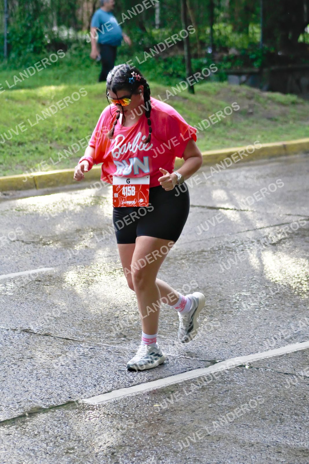 Foto del BARBIE RUN GUADALAJARA en Paseo Andares, Blvd. Puerta de Hierro 4965, Zapopan a las 07:45 · Ruta · dorsal 4158
