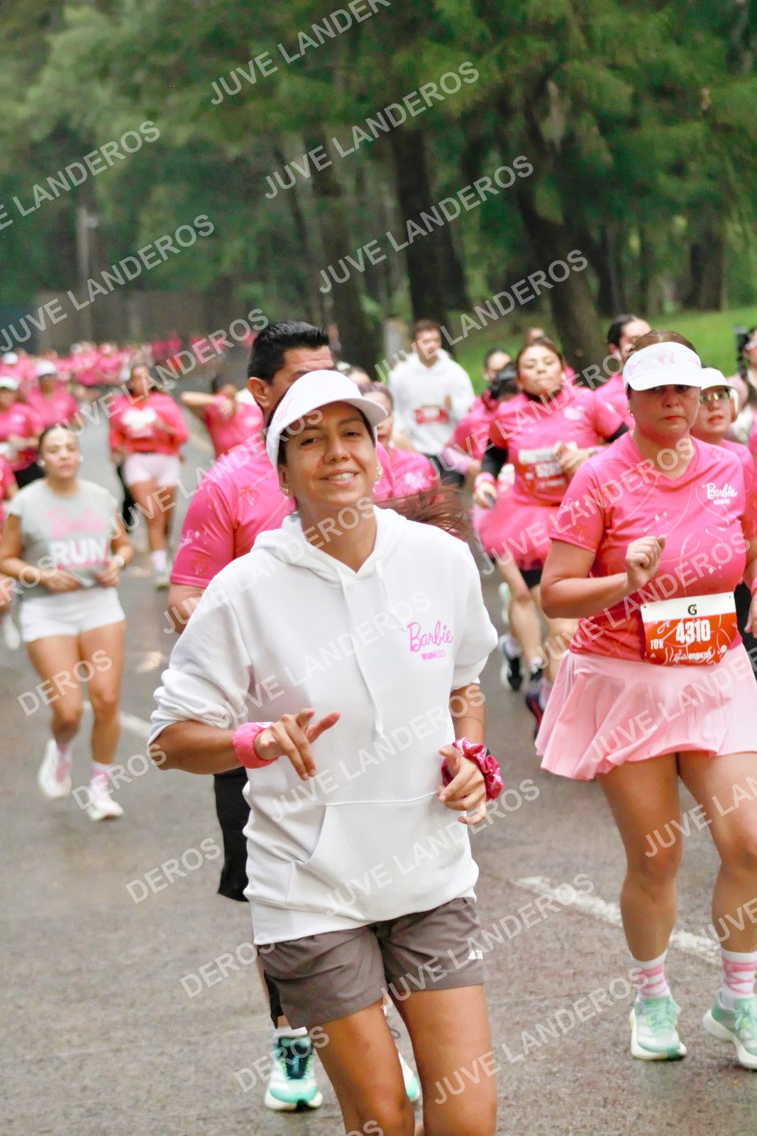 Foto del BARBIE RUN GUADALAJARA en Paseo Andares, Blvd. Puerta de Hierro 4965, Zapopan a las 07:06 · Ruta