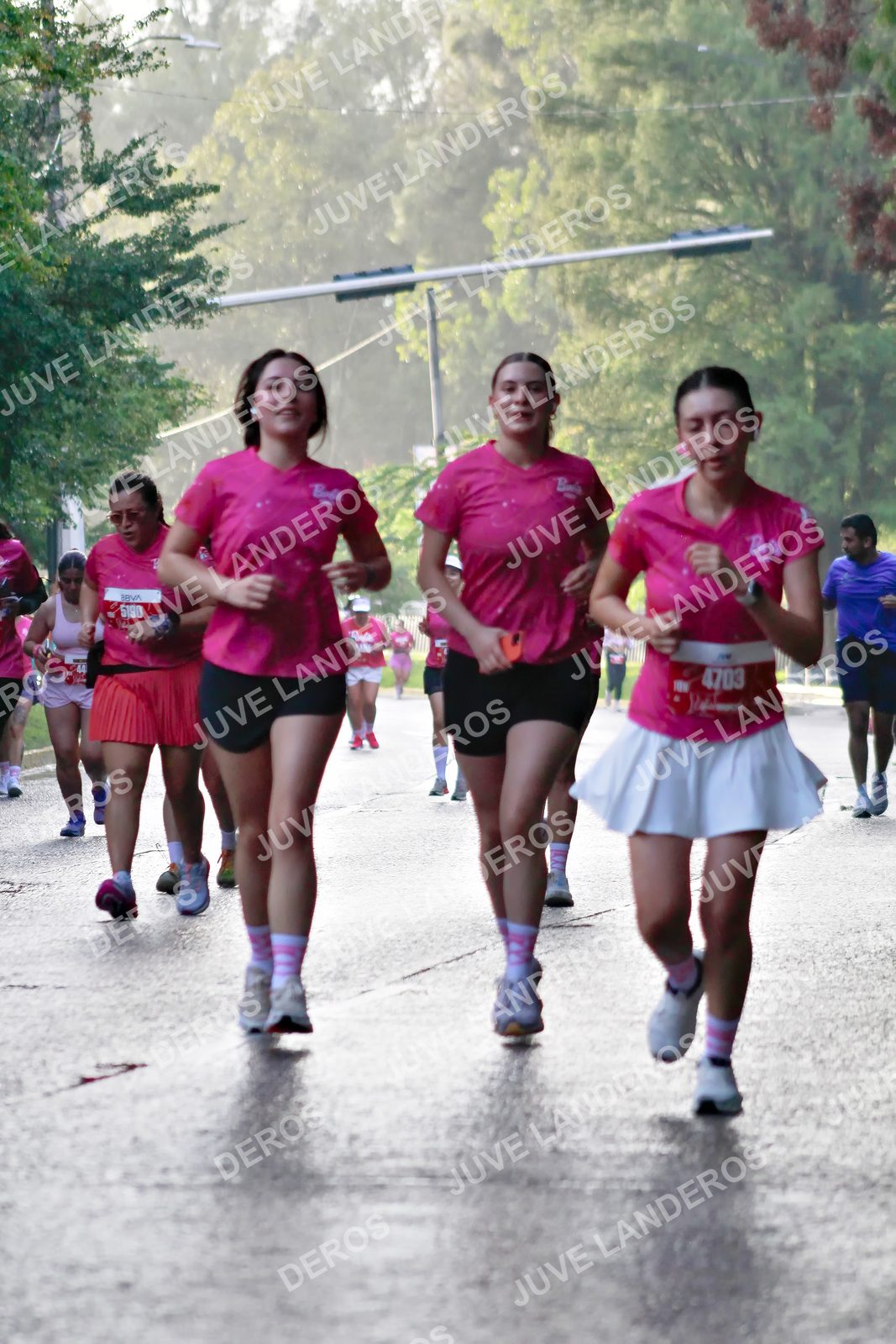 Foto del BARBIE RUN GUADALAJARA en Paseo Andares, Blvd. Puerta de Hierro 4965, Zapopan a las 07:40 · Ruta · dorsal 4703