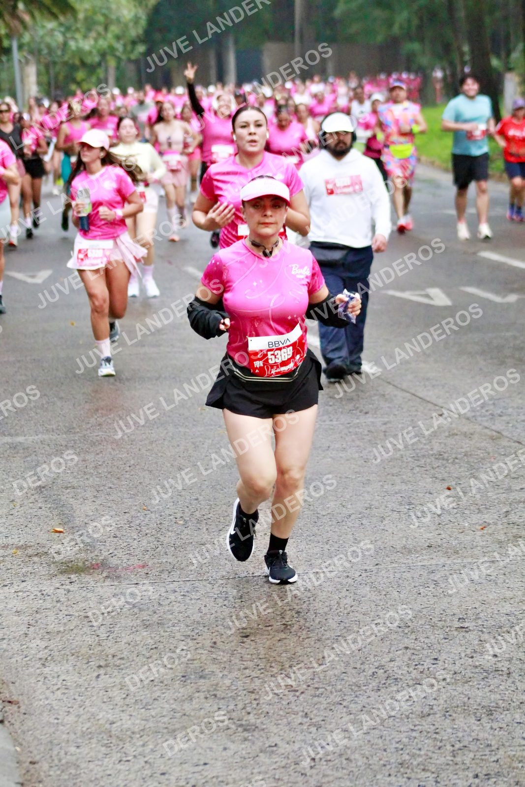 Foto del BARBIE RUN GUADALAJARA en Paseo Andares, Blvd. Puerta de Hierro 4965, Zapopan a las 07:05 · Ruta