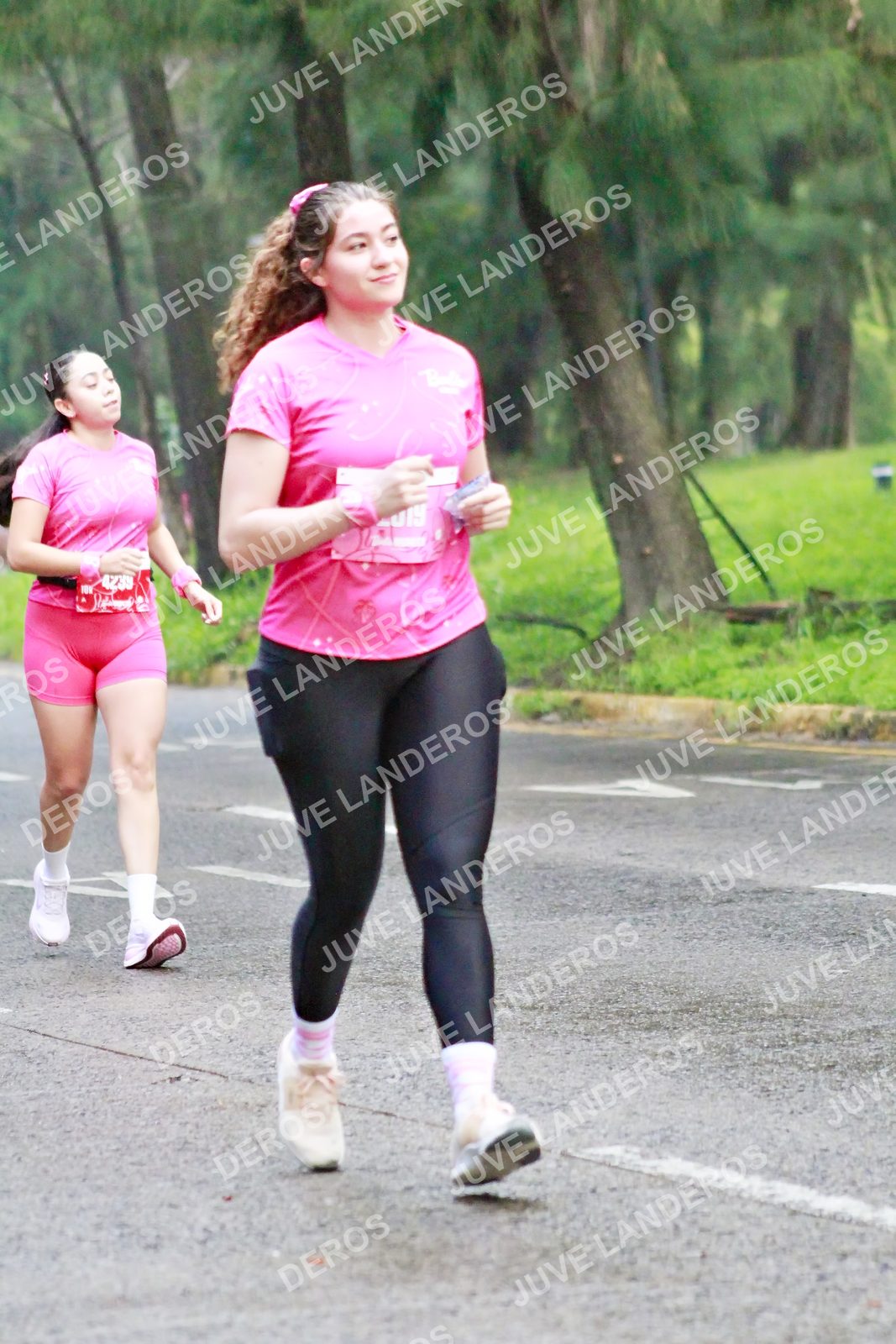 Foto del BARBIE RUN GUADALAJARA en Paseo Andares, Blvd. Puerta de Hierro 4965, Zapopan a las 07:09 · Ruta