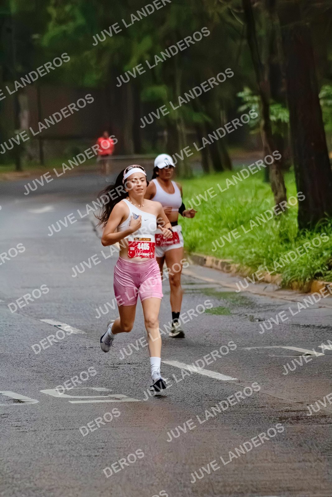 Foto del BARBIE RUN GUADALAJARA en Paseo Andares, Blvd. Puerta de Hierro 4965, Zapopan a las 06:56 · Ruta · dorsal 4405