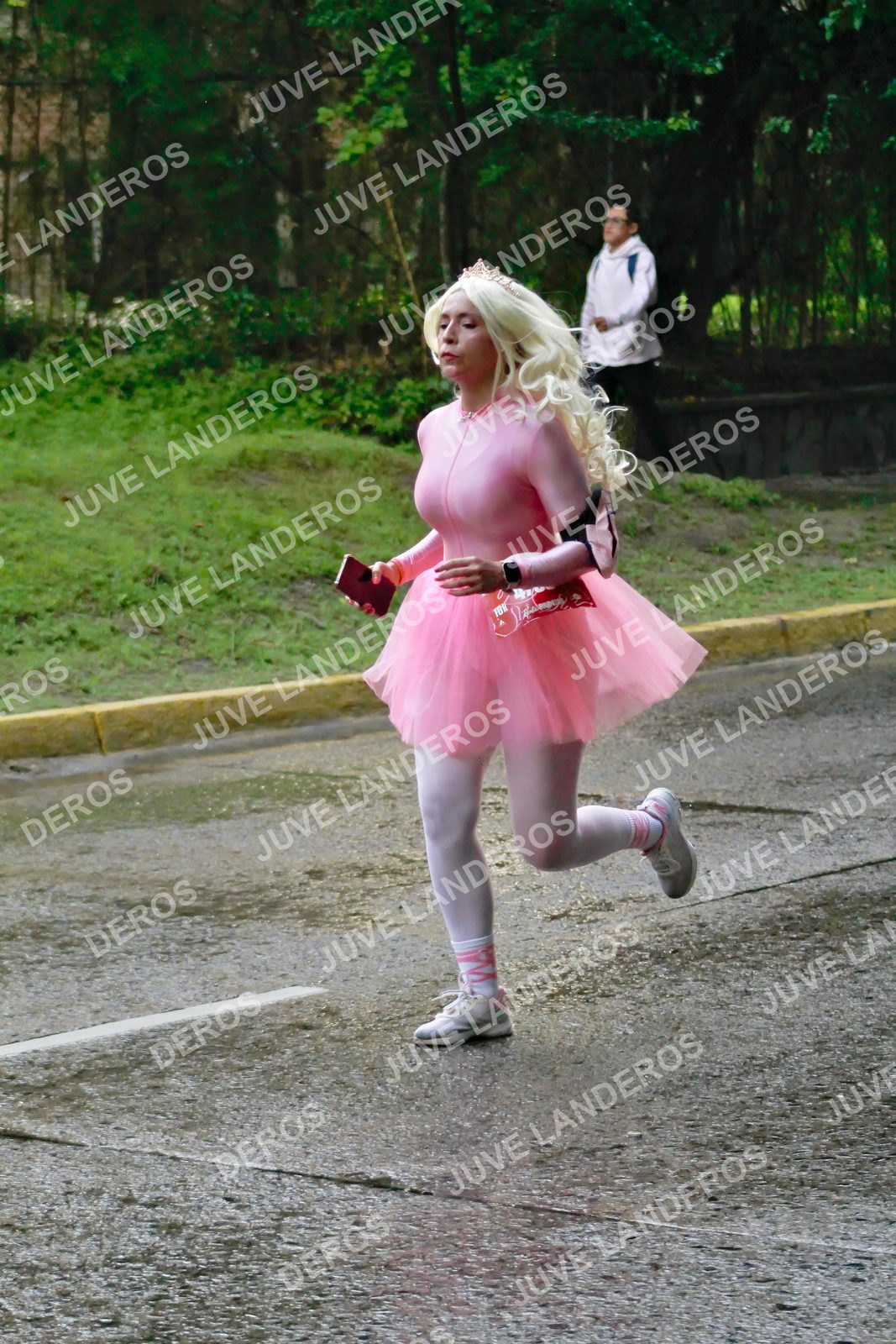 Foto del BARBIE RUN GUADALAJARA en Paseo Andares, Blvd. Puerta de Hierro 4965, Zapopan a las 07:38 · Ruta