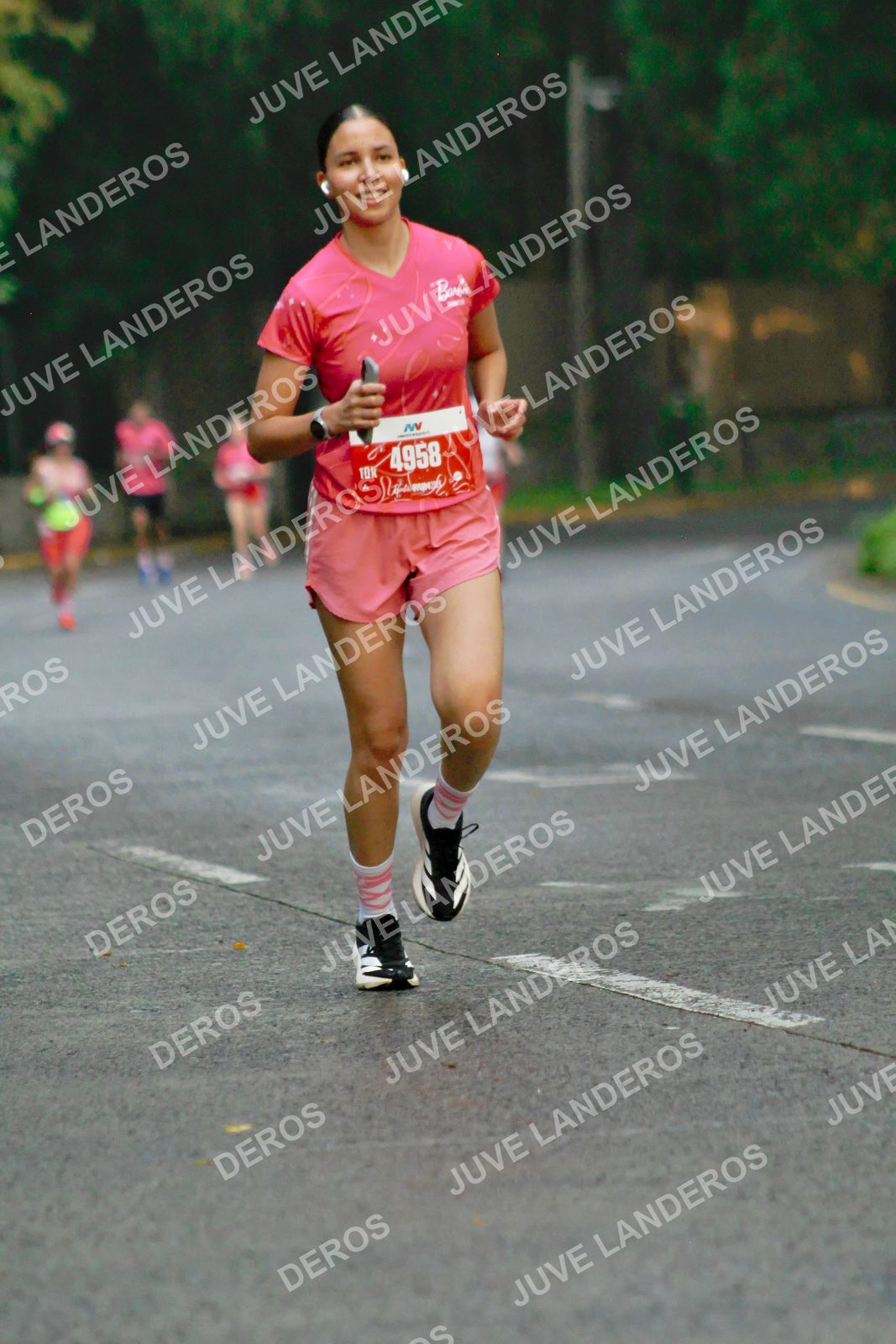Foto del BARBIE RUN GUADALAJARA en Paseo Andares, Blvd. Puerta de Hierro 4965, Zapopan a las 07:19 · Ruta