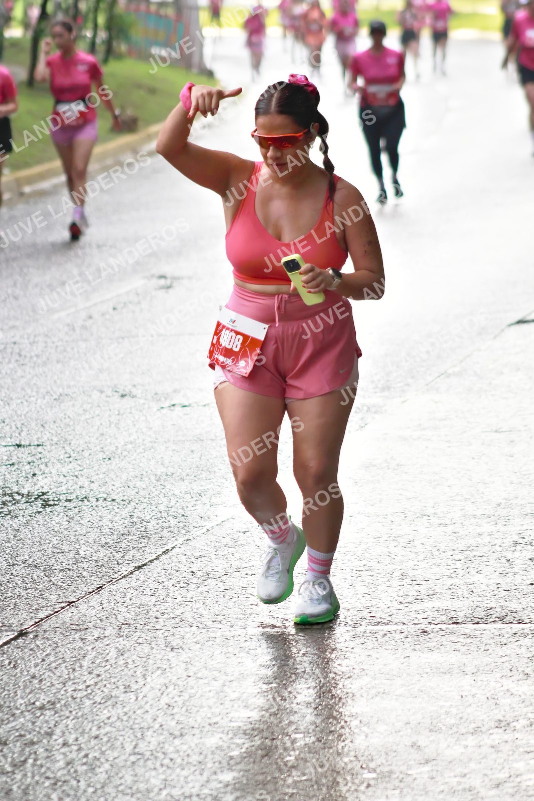 Foto del BARBIE RUN GUADALAJARA en Paseo Andares, Blvd. Puerta de Hierro 4965, Zapopan a las 07:45 · Ruta · dorsal 1808